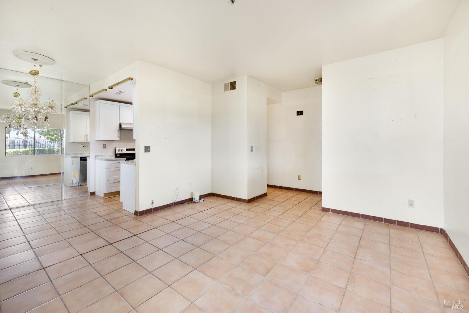 1850 Blossom Avenue 116