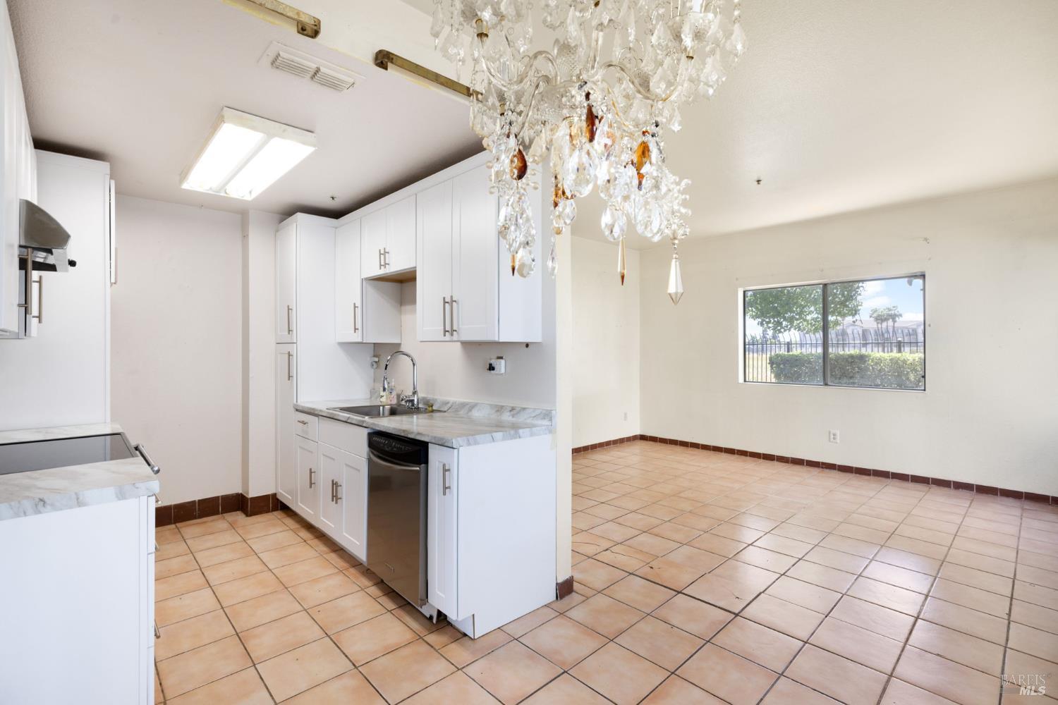 1850 Blossom Avenue 116