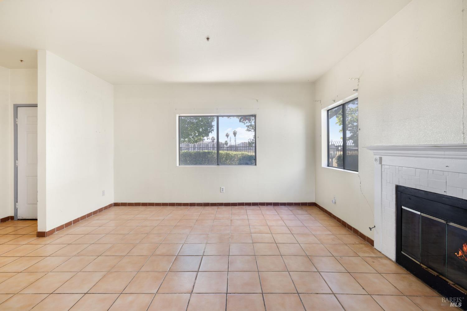1850 Blossom Avenue 116