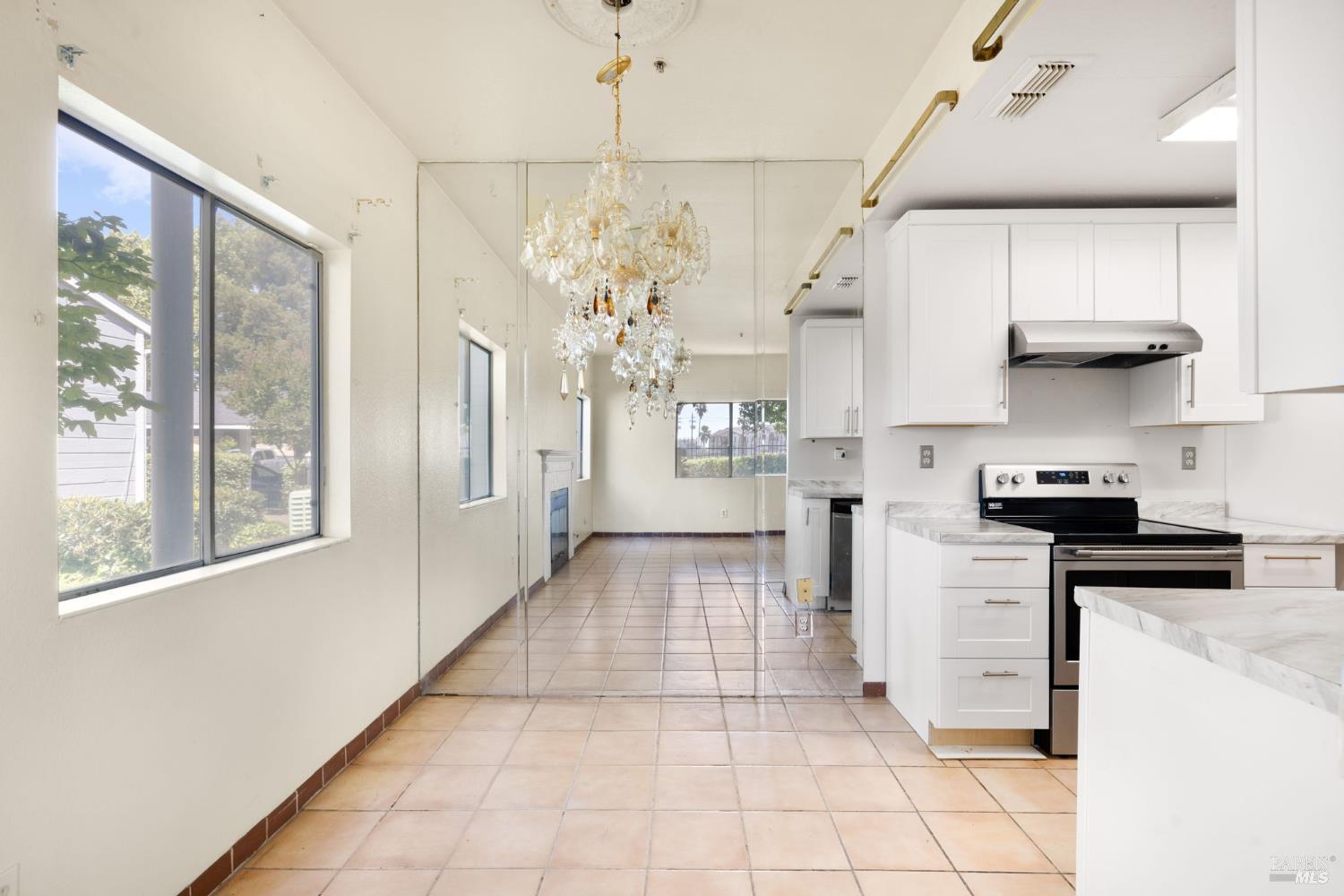 1850 Blossom Avenue 116