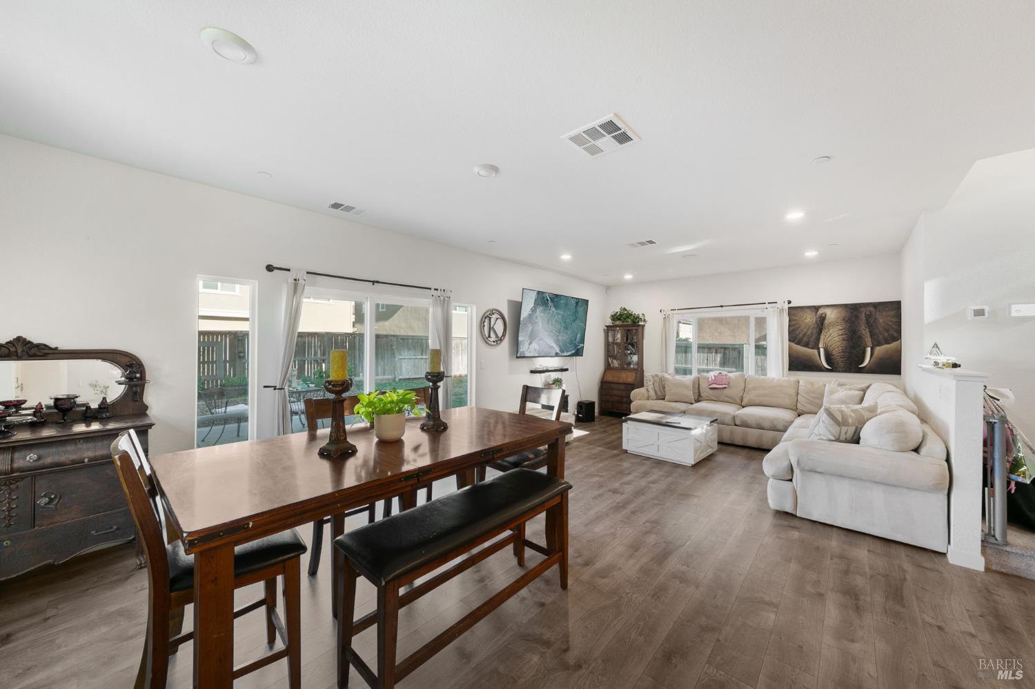 1065 Swarthmore Court