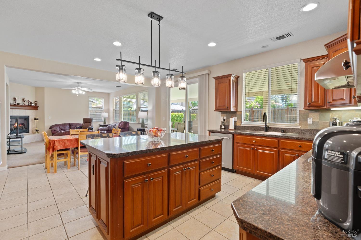 913 Zephyr Lane