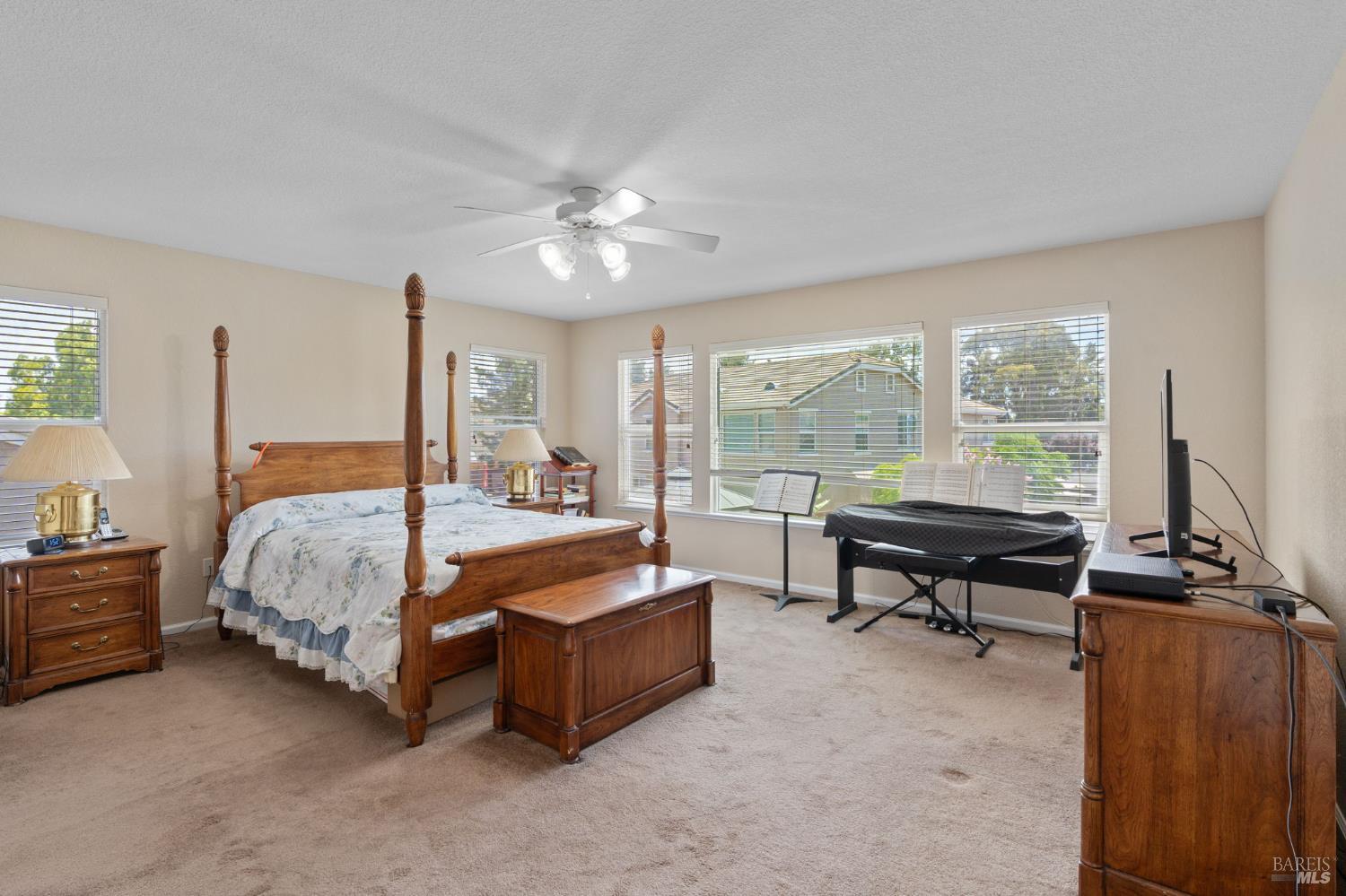 913 Zephyr Lane