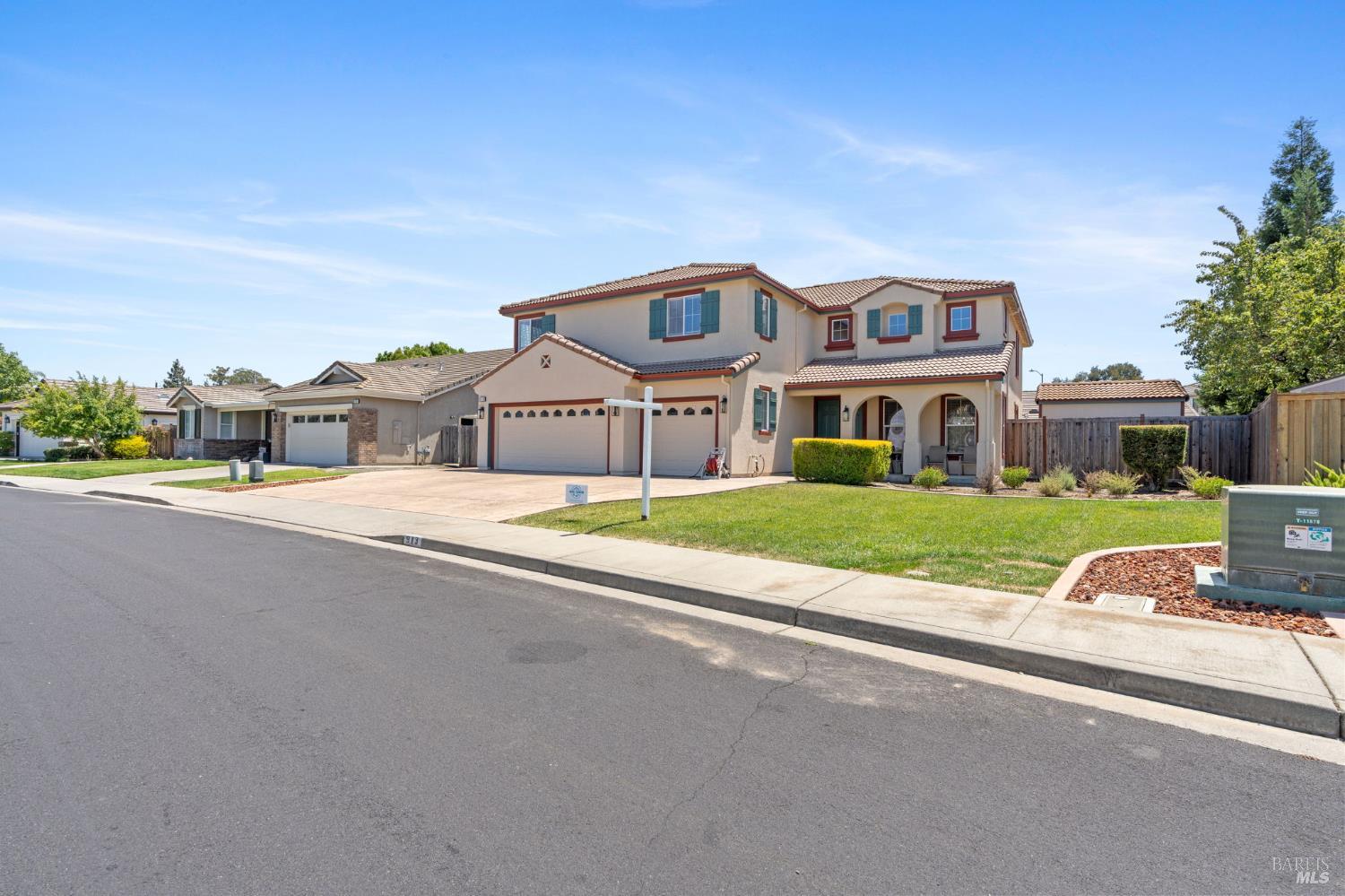 913 Zephyr Lane
