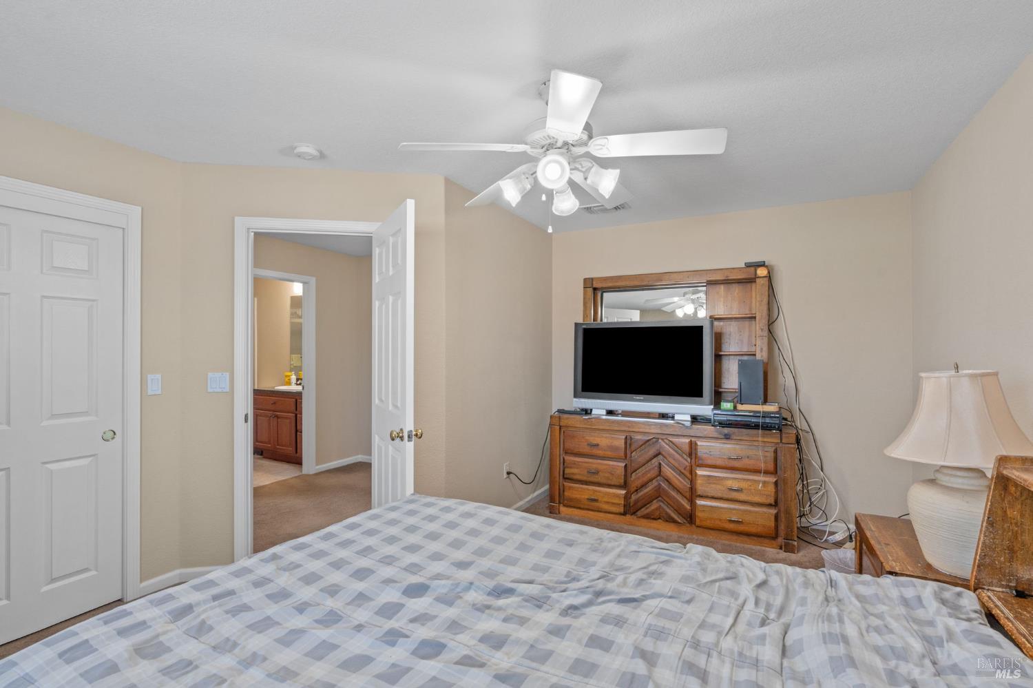 913 Zephyr Lane