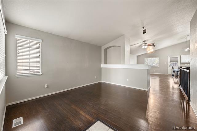 11384 Oakland Drive