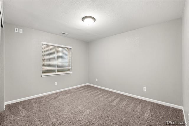 11384 Oakland Drive