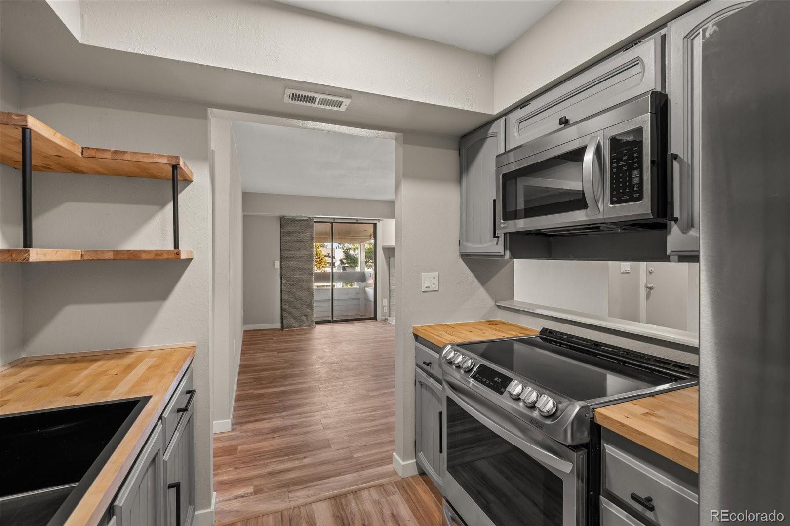 14438 E 1st Drive Unit: C11