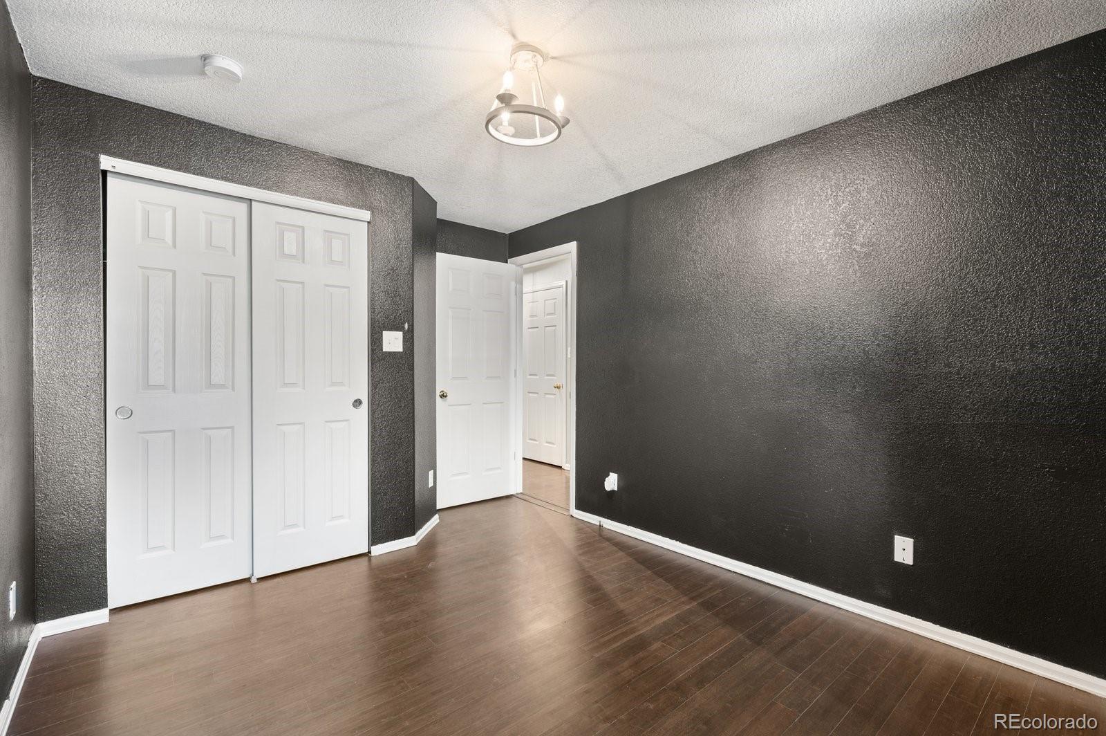 11384 Oakland Drive