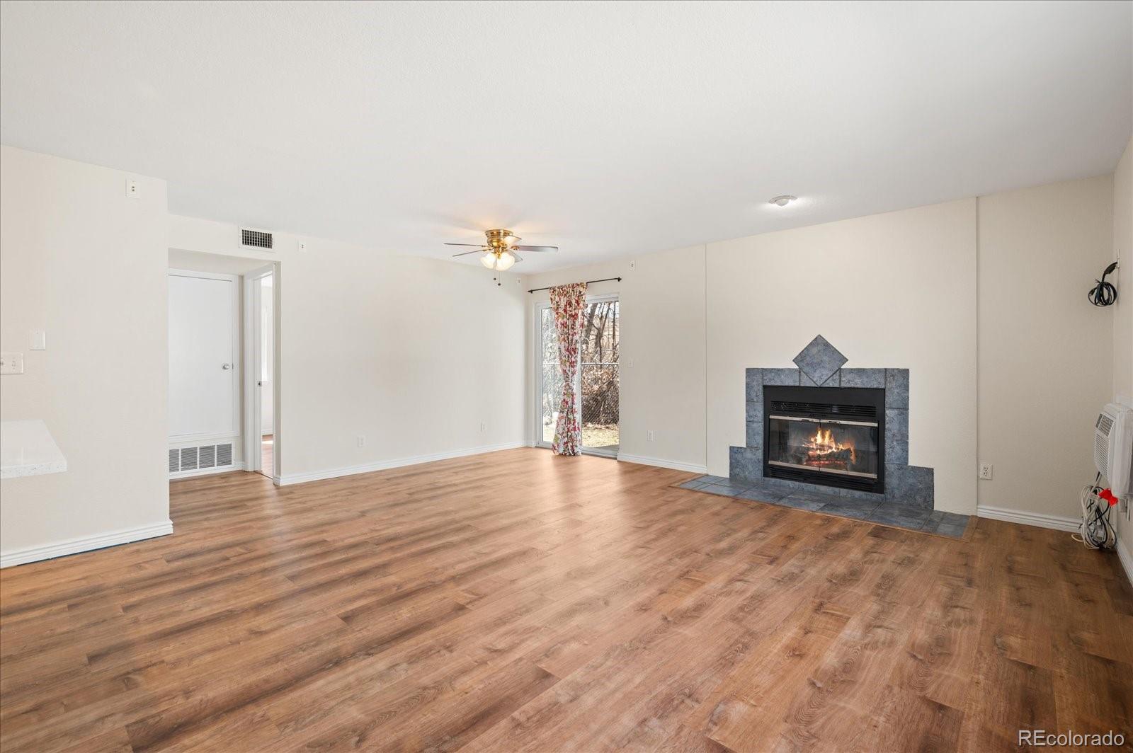 281 S Zinnia Way Unit: 2B