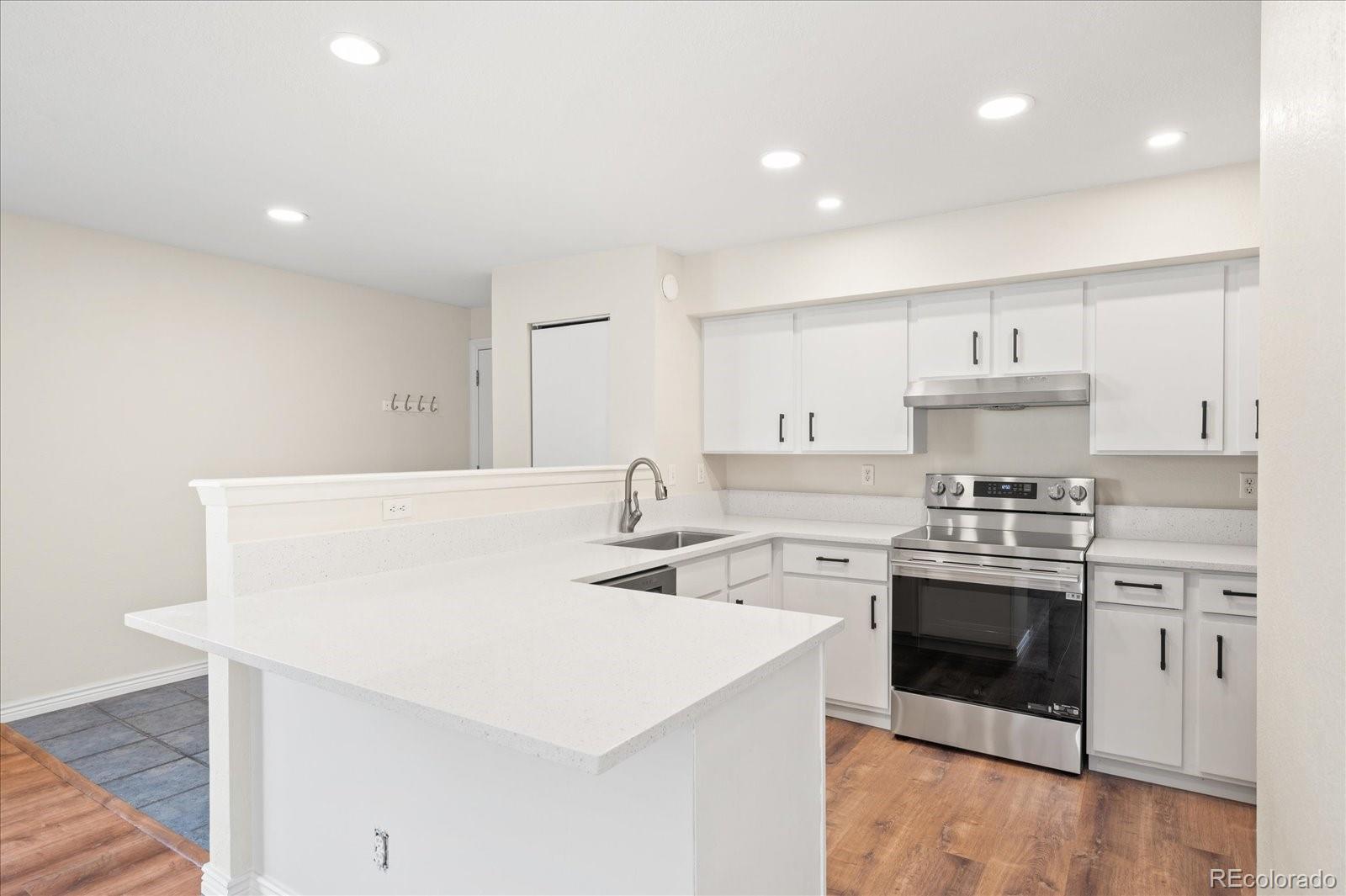 281 S Zinnia Way Unit: 2B