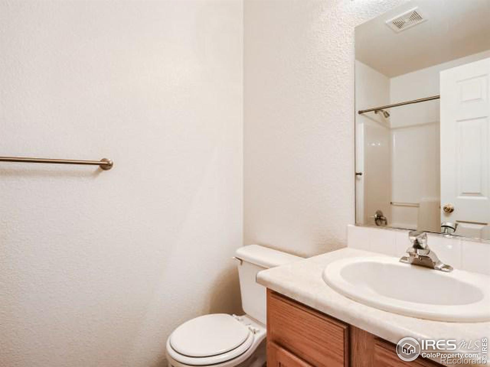 802 Waterglen Drive Unit: B7