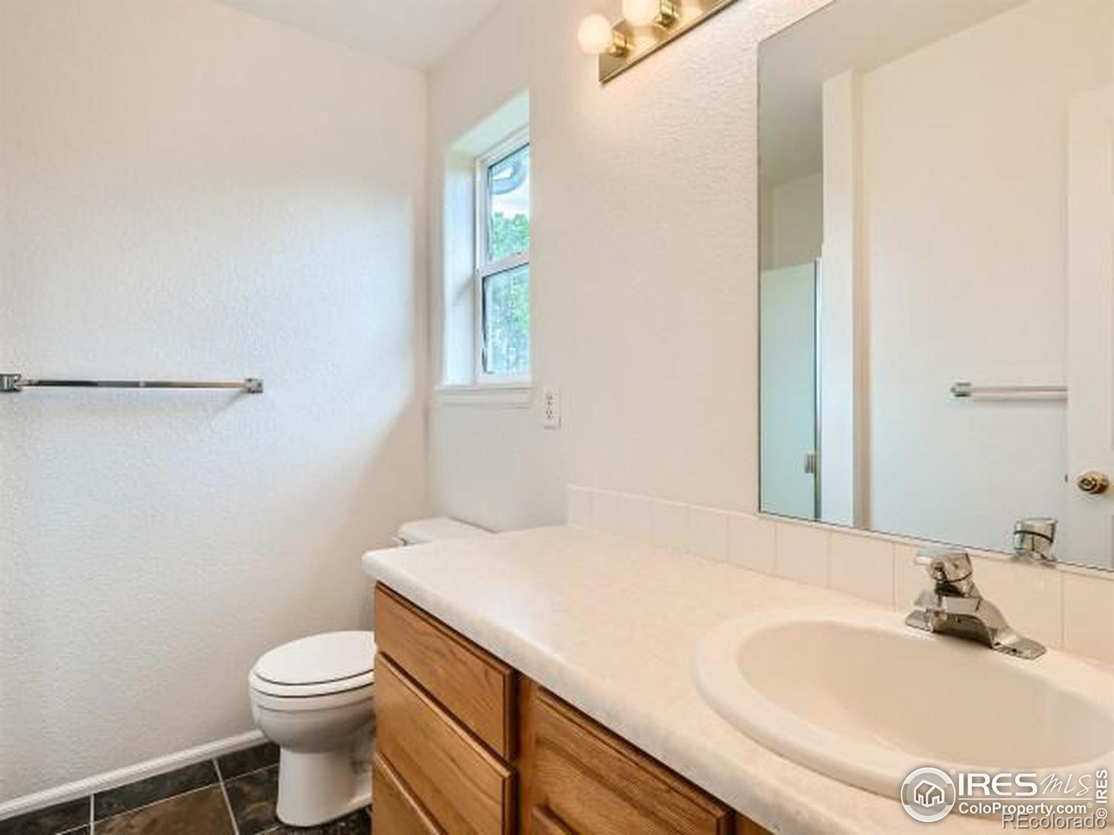 802 Waterglen Drive Unit: B7