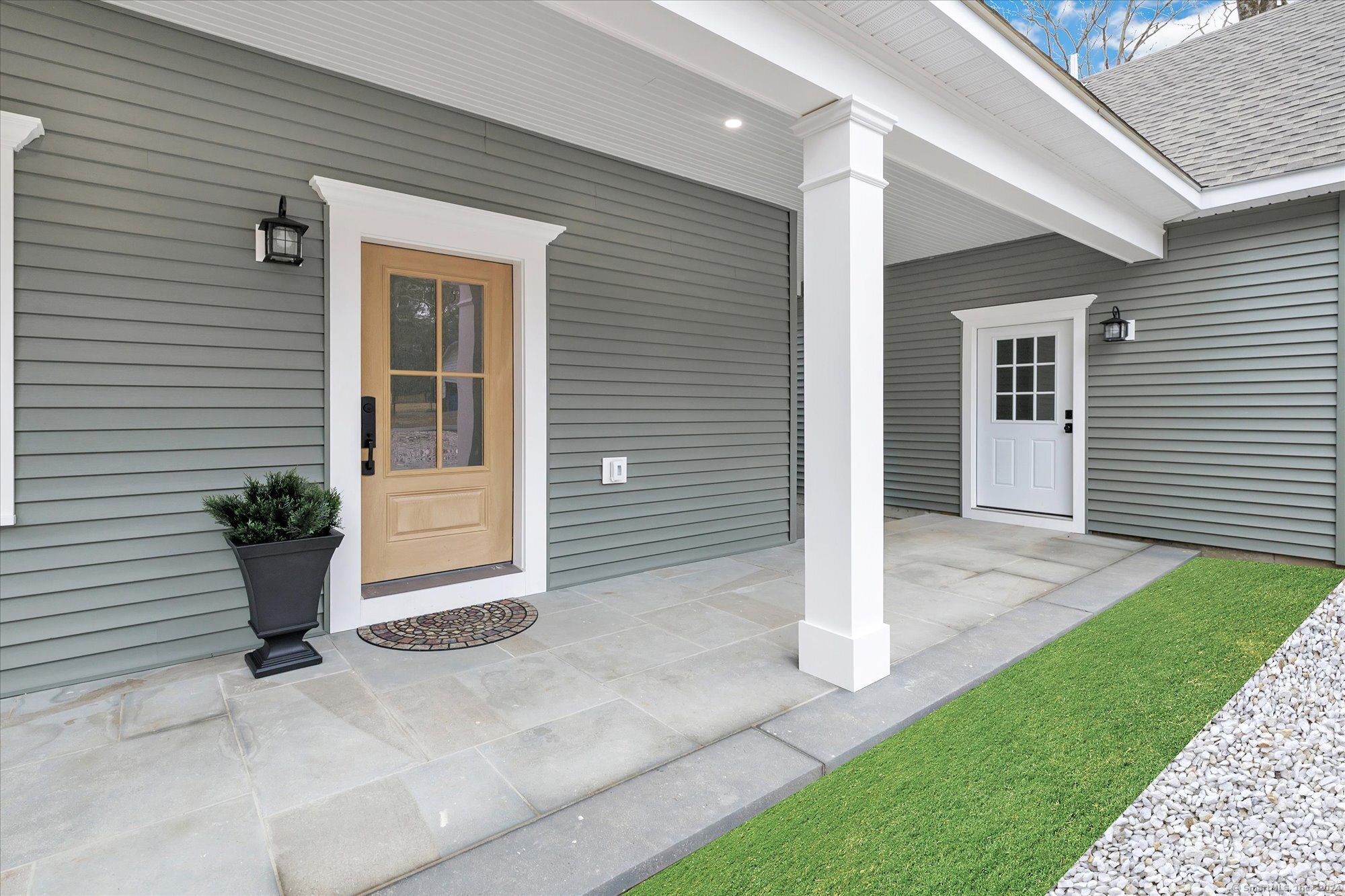 90 Perry Drive