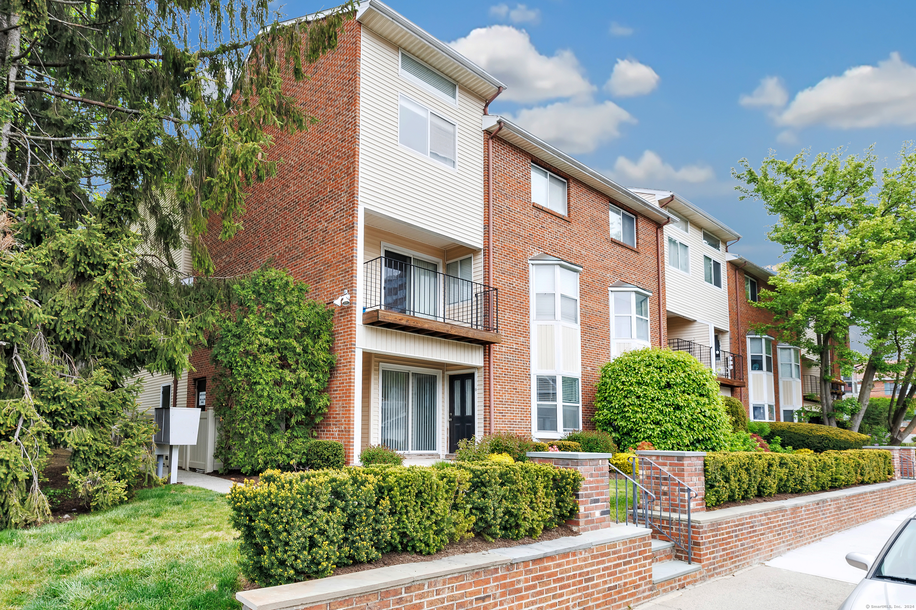 170 Forest Street APT 9