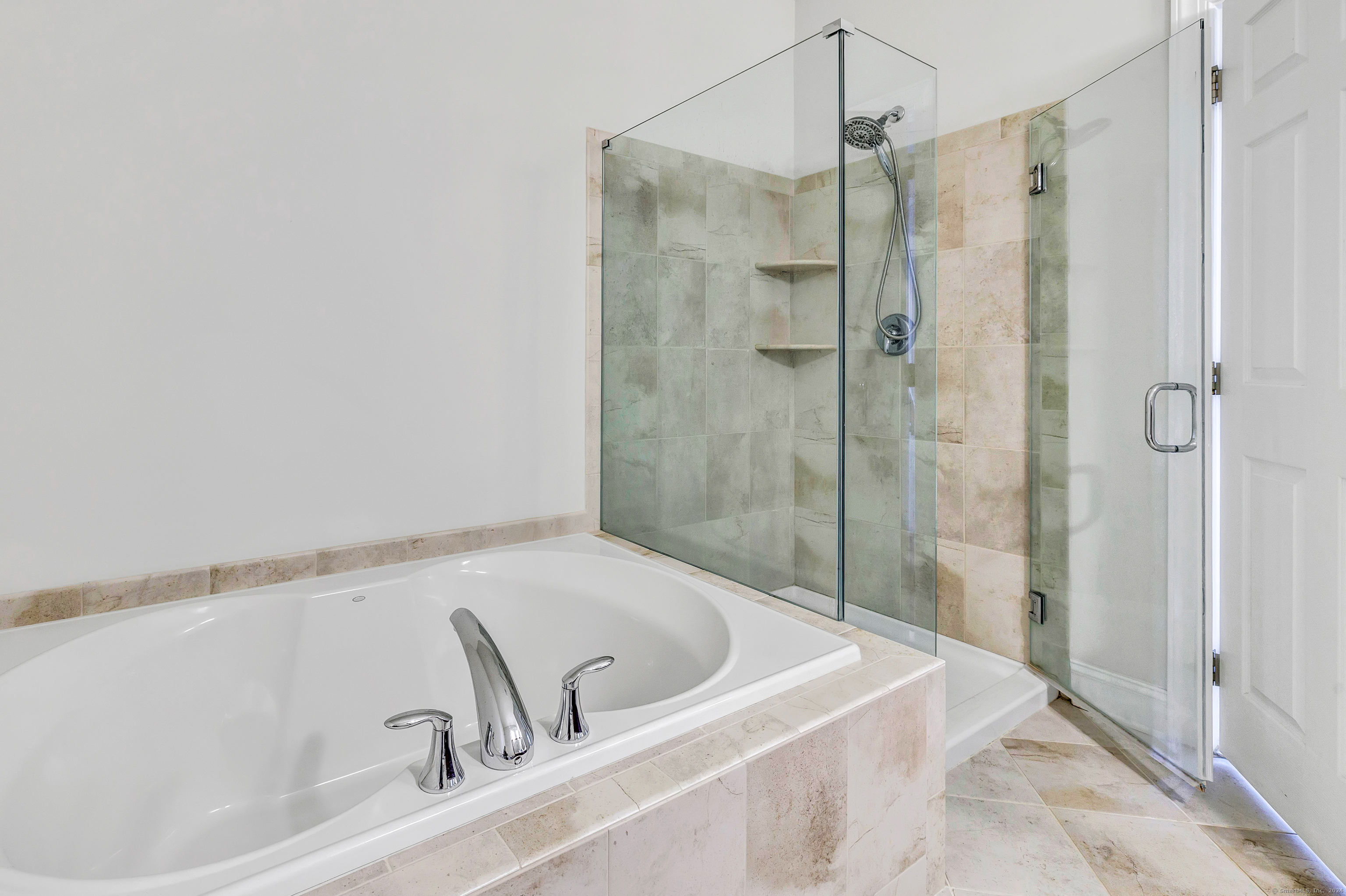 25 Hunting Ridge Lane 25