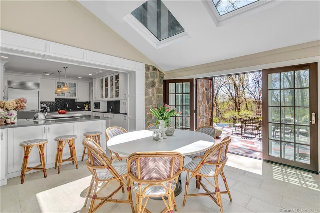 12 Iron Gate Hill
