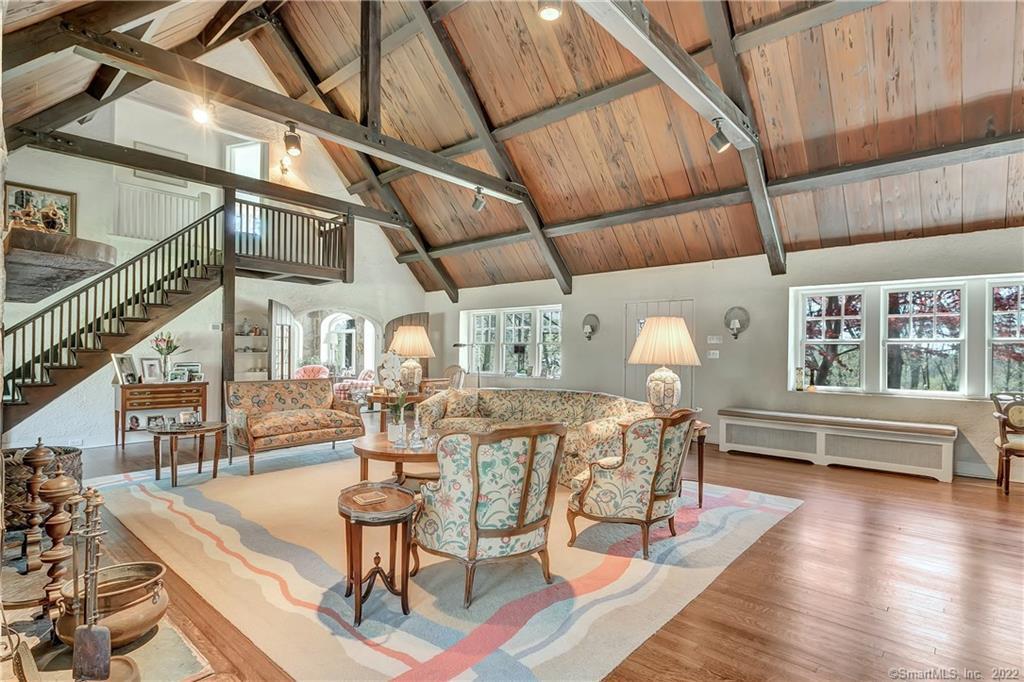 12 Iron Gate Hill