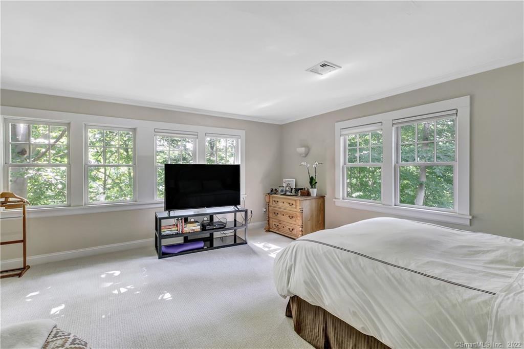 12 Iron Gate Hill