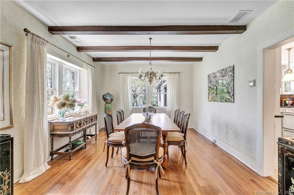 12 Iron Gate Hill