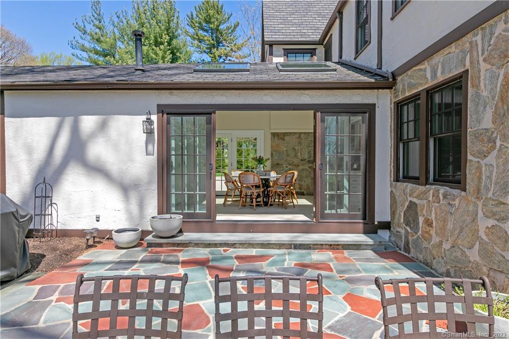 12 Iron Gate Hill