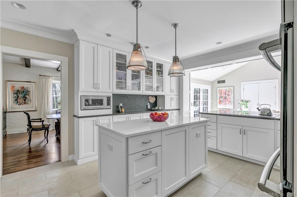 12 Iron Gate Hill