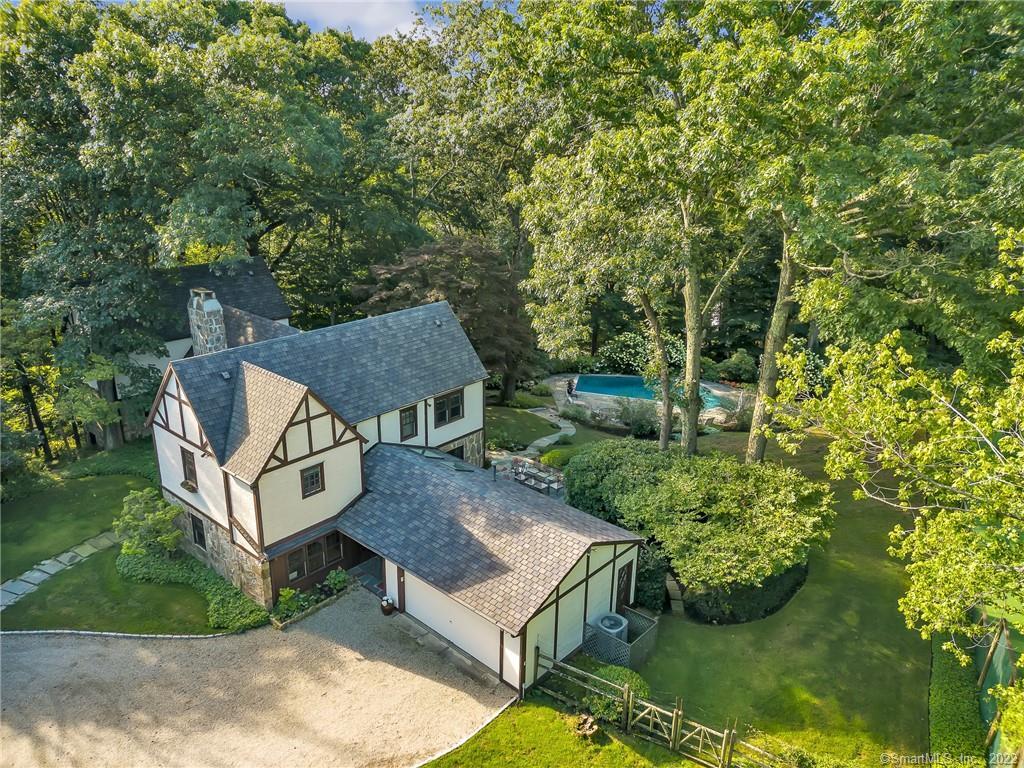 12 Iron Gate Hill