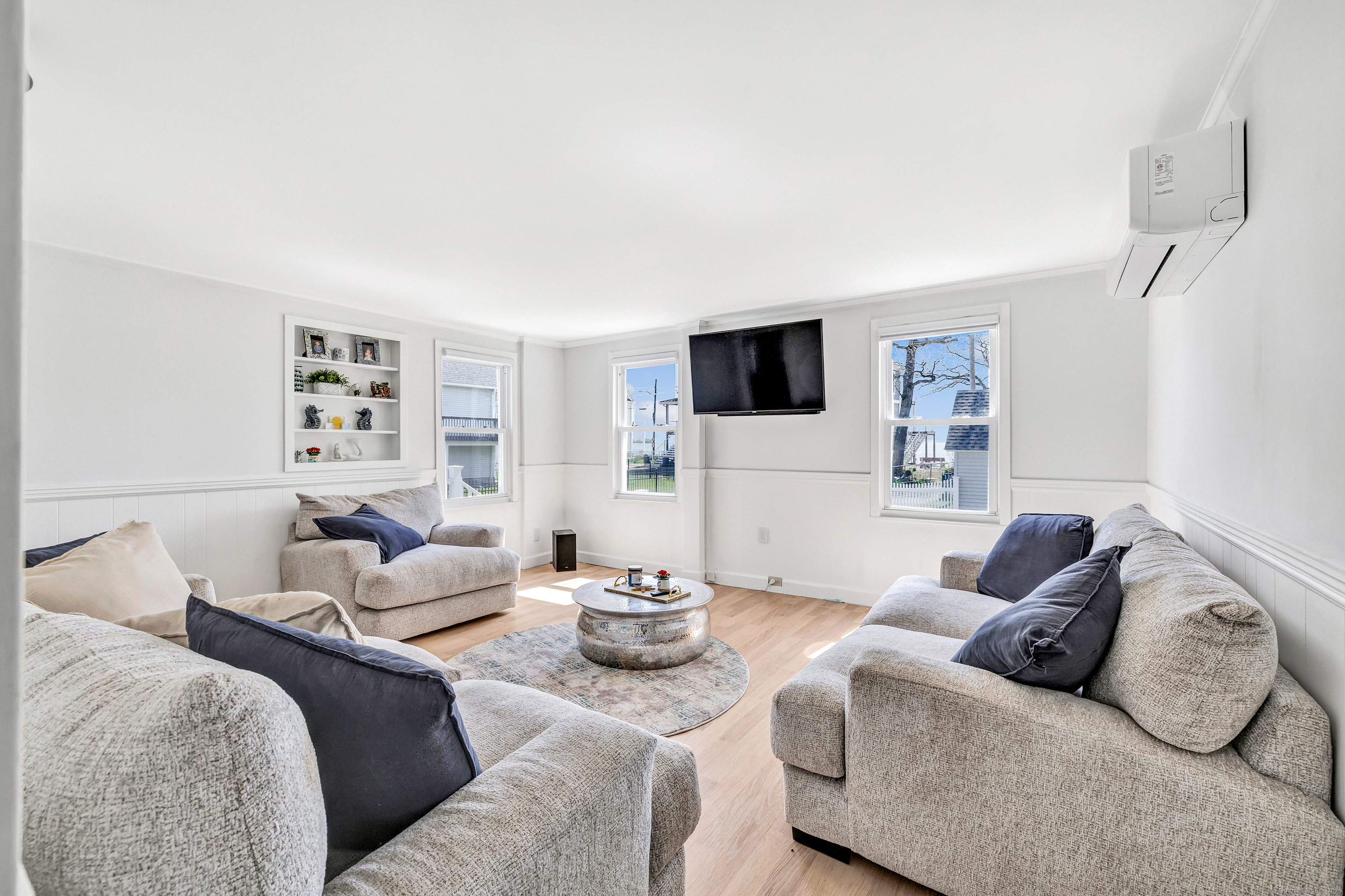160 Broadway