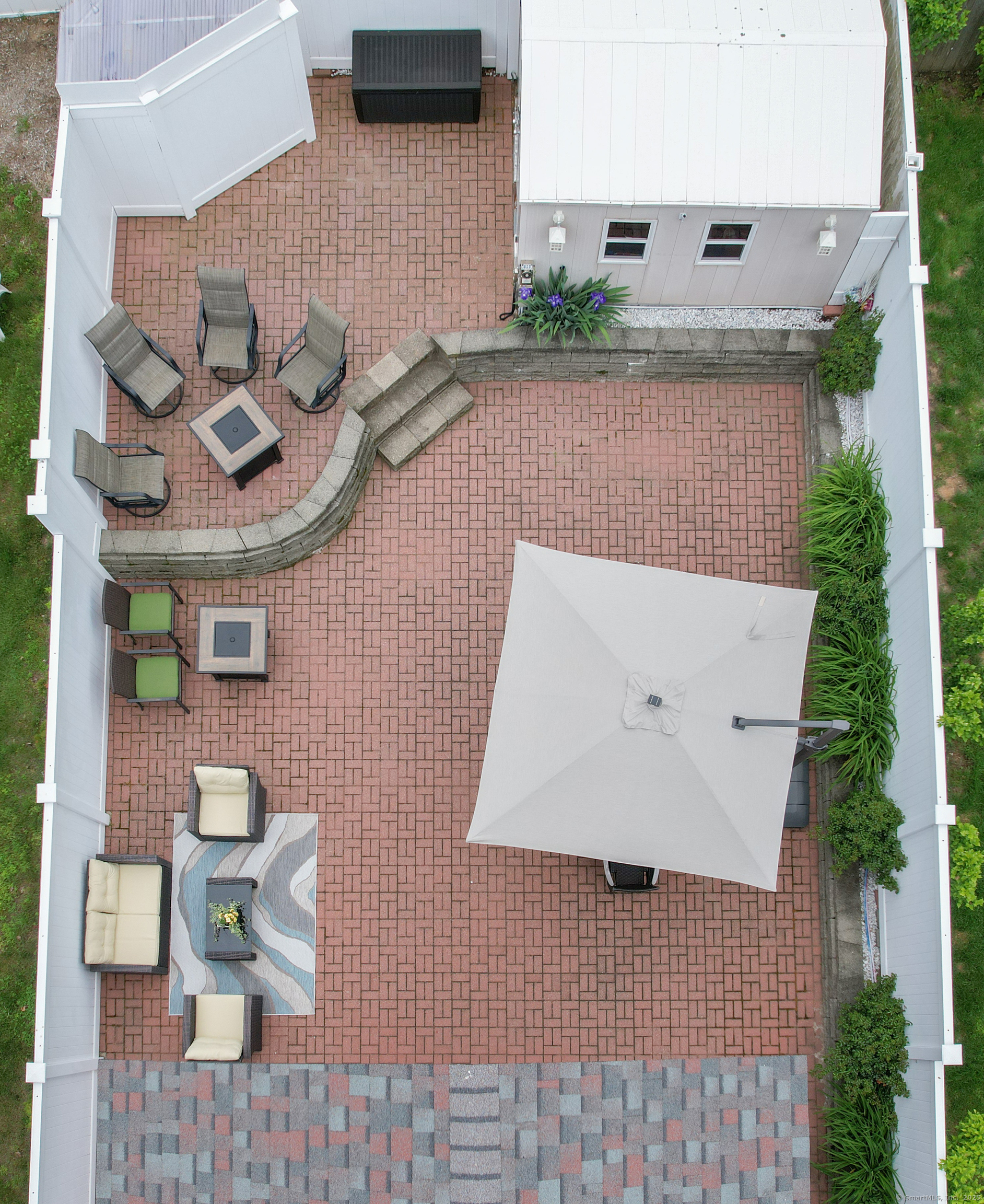 25 Milesfield Avenue