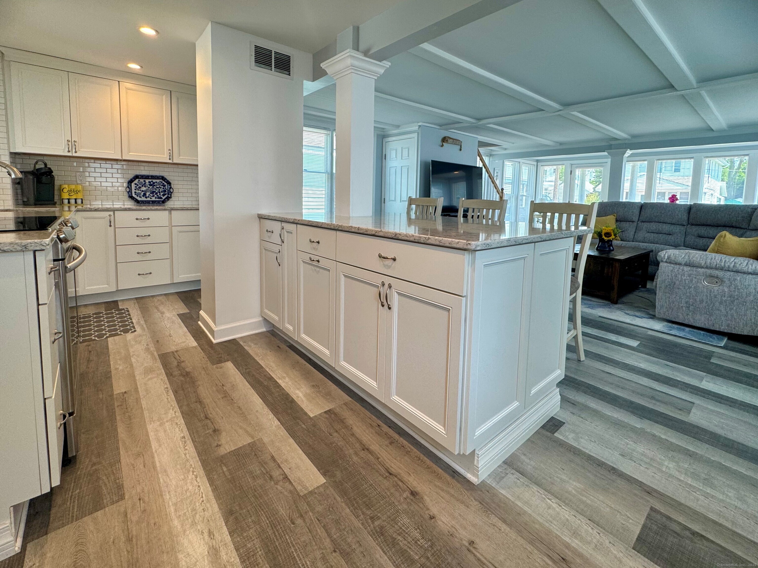 25 Milesfield Avenue