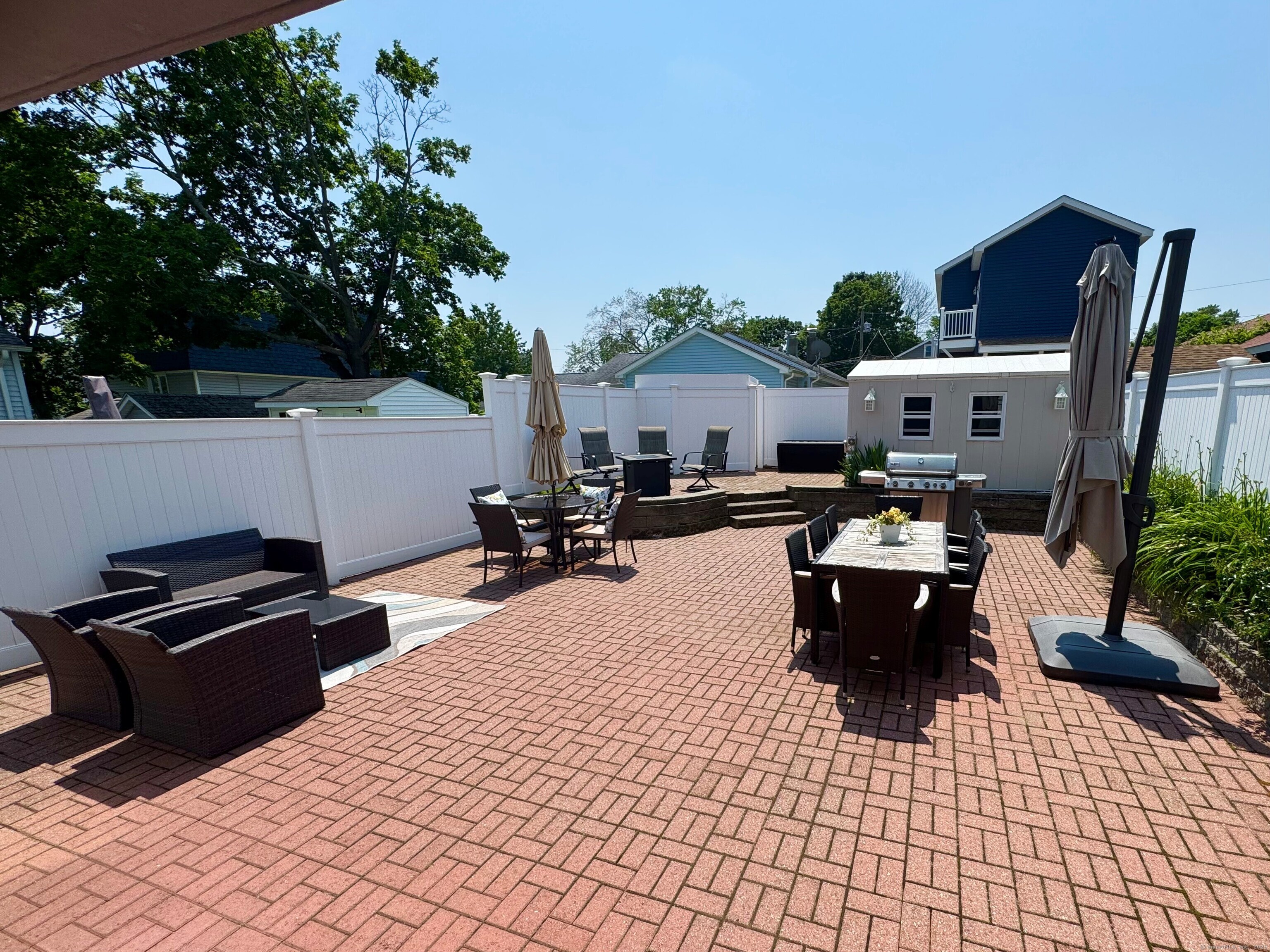 25 Milesfield Avenue
