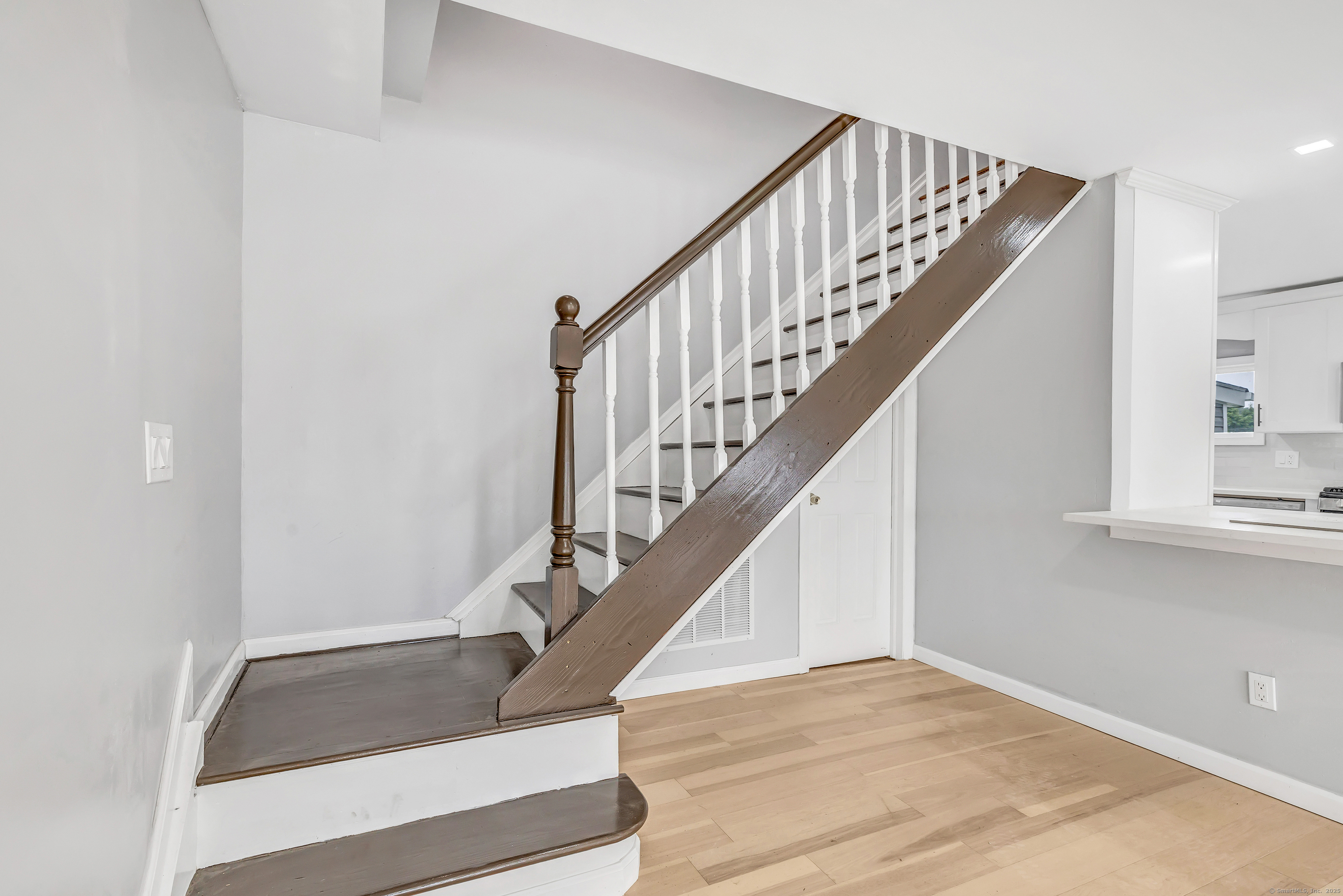 34 2nd Avenue
