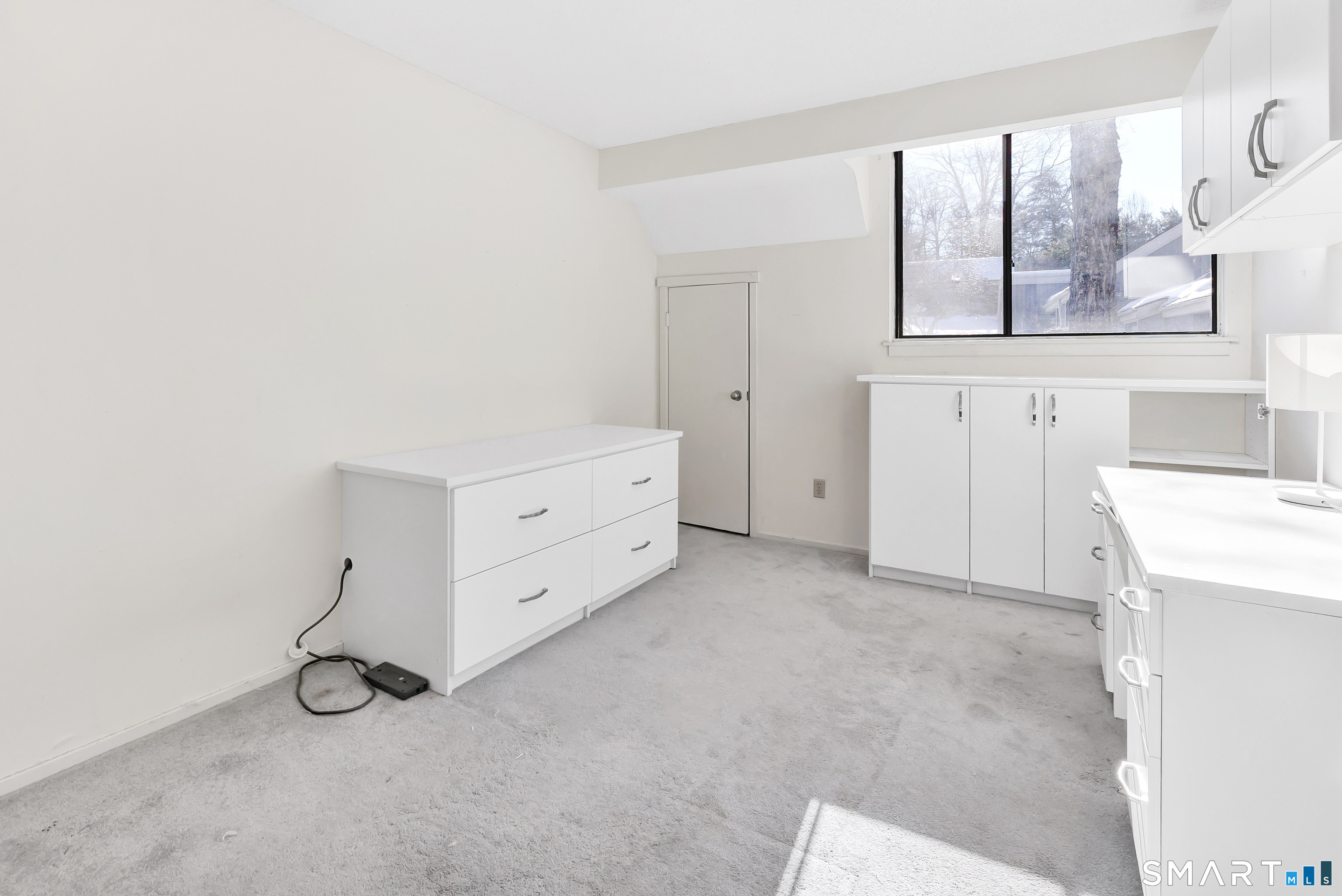 289 Heritage Village C