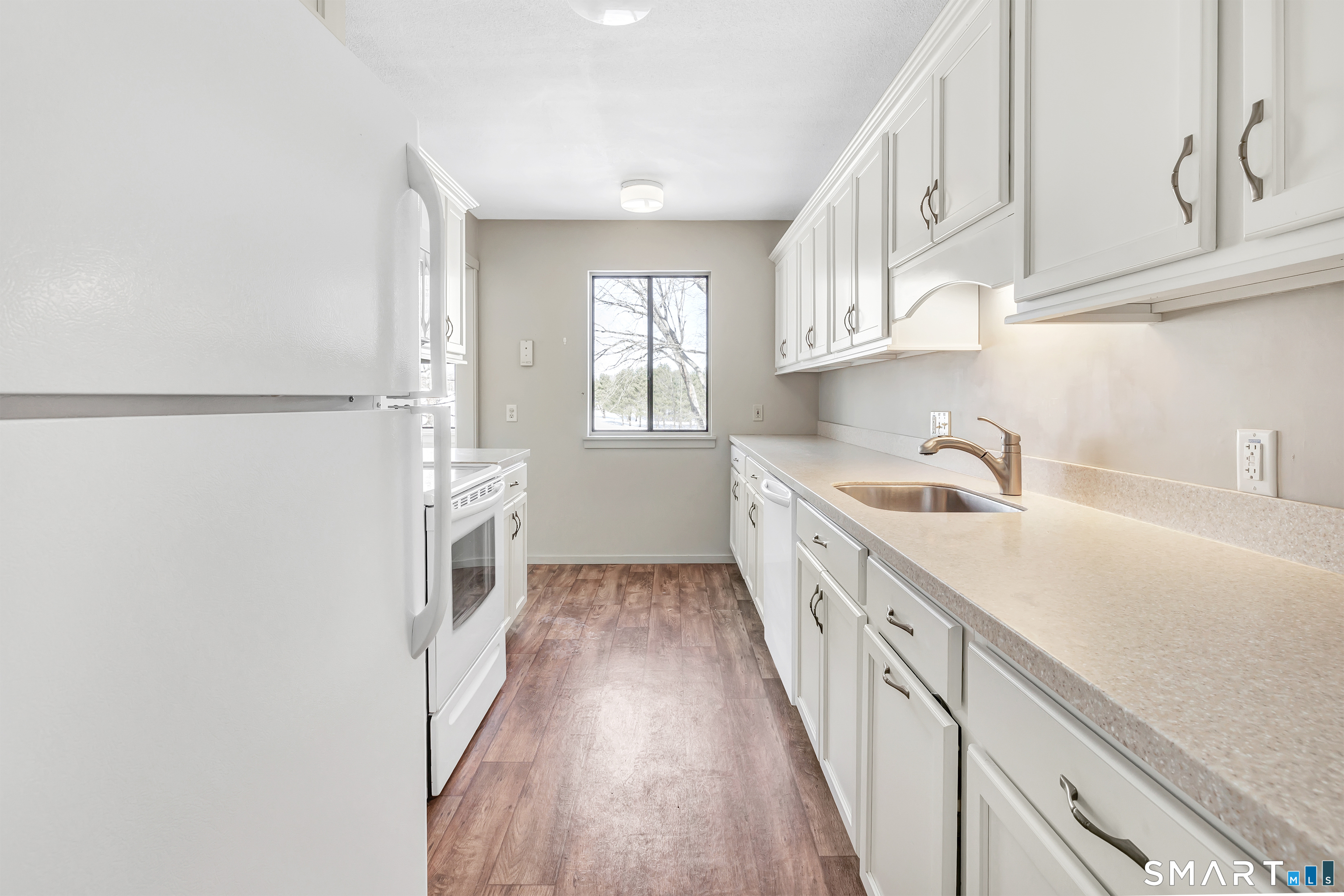 289 Heritage Village C