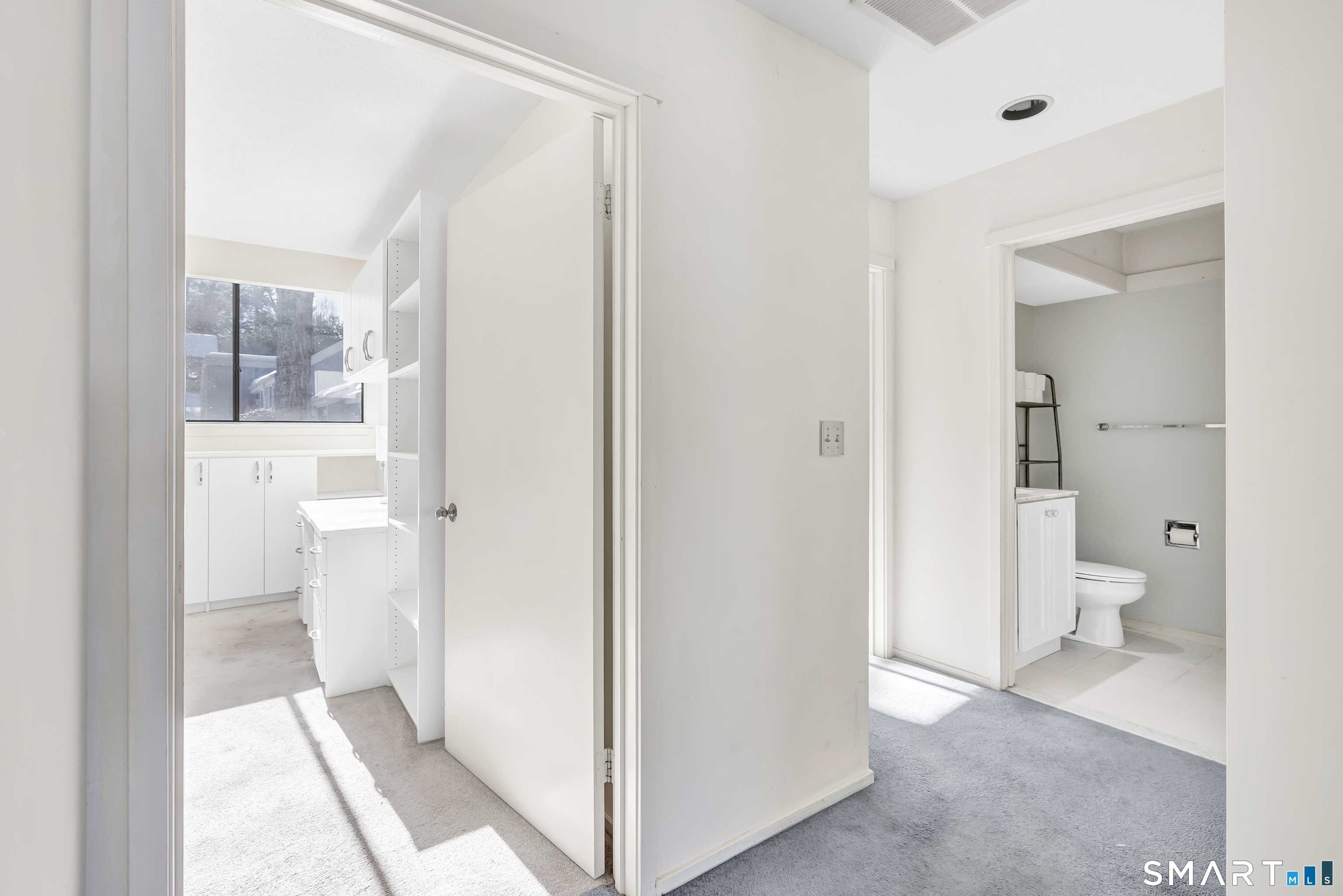 289 Heritage Village C