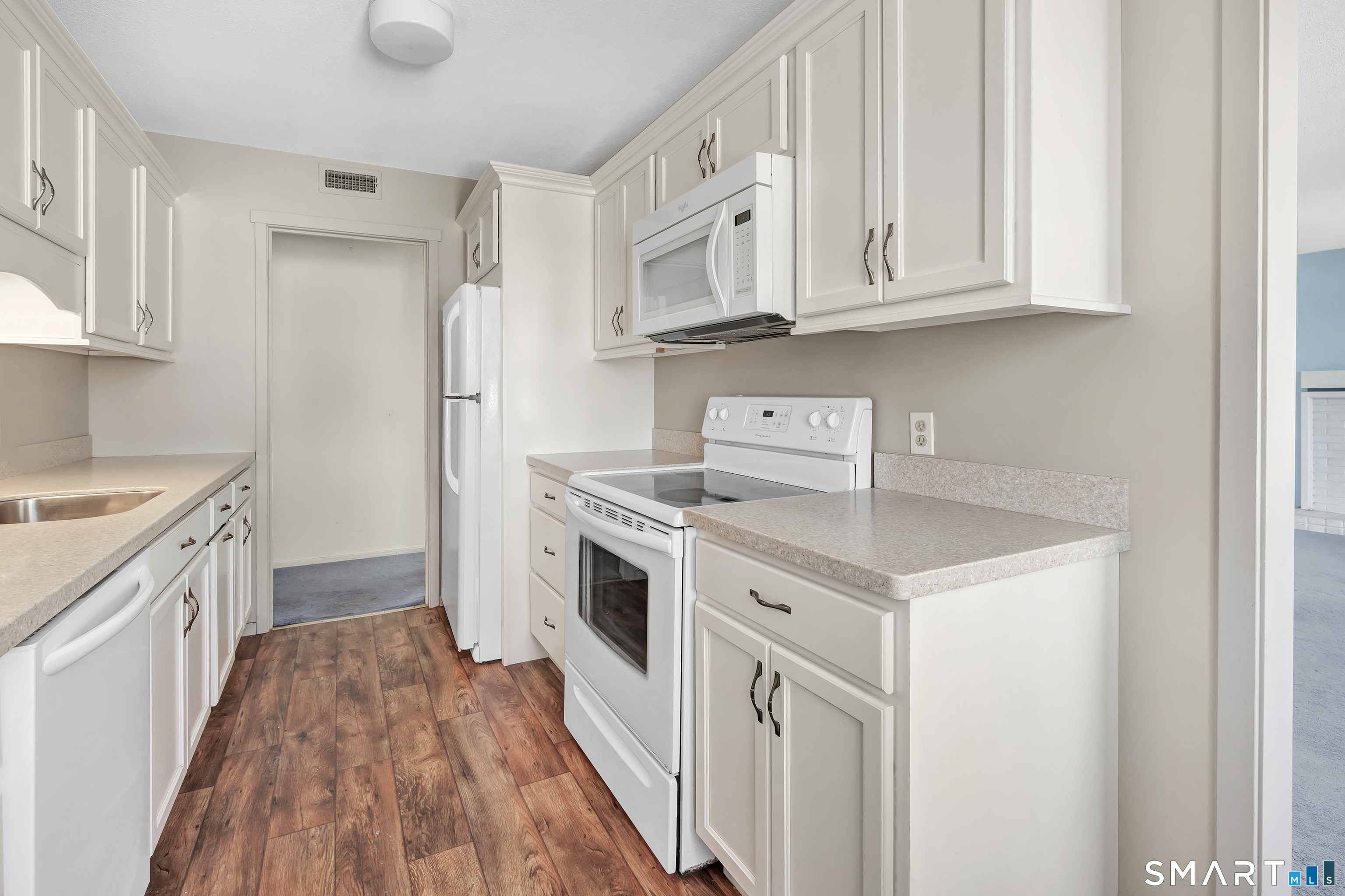 289 Heritage Village C