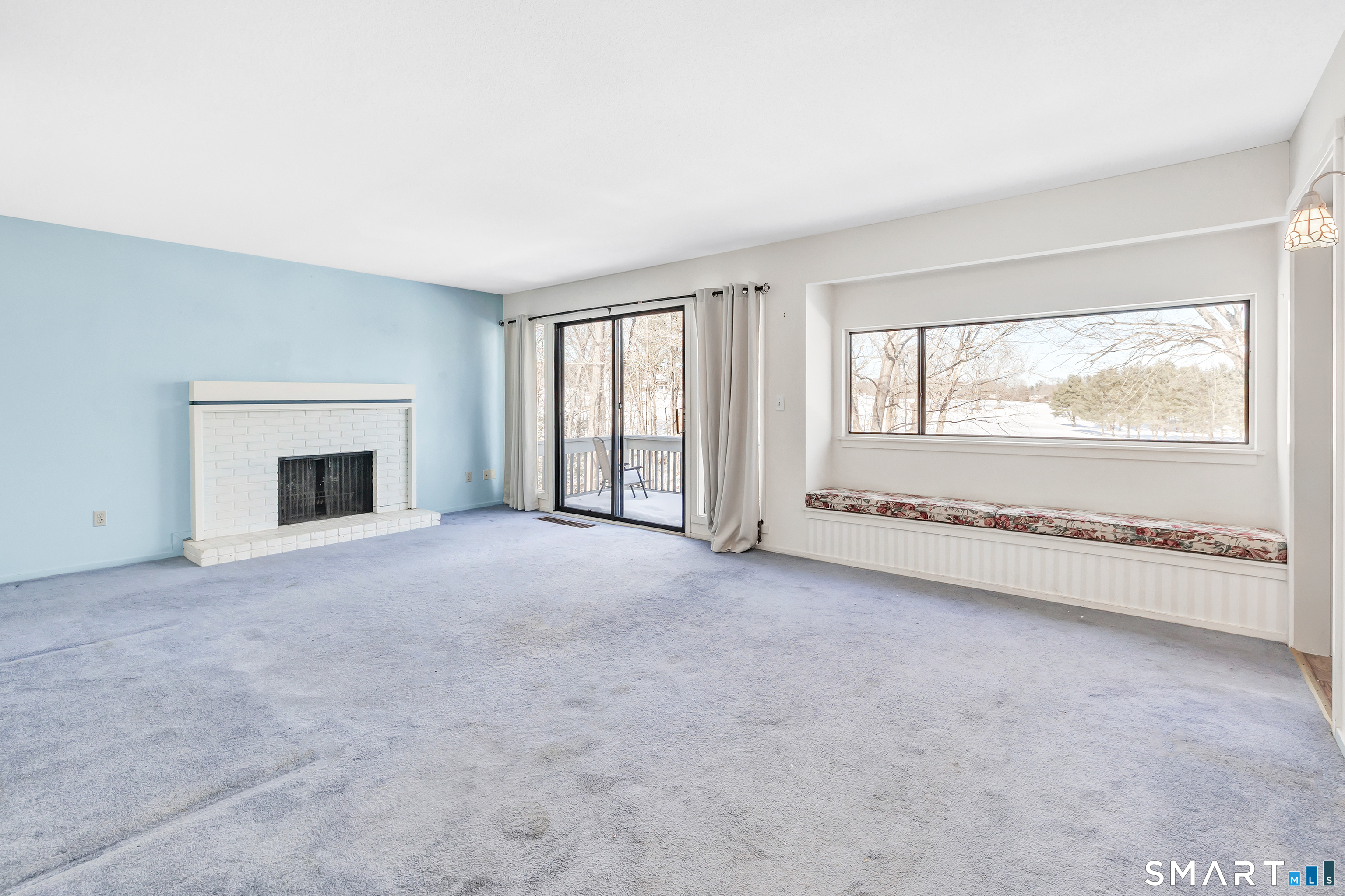 289 Heritage Village C