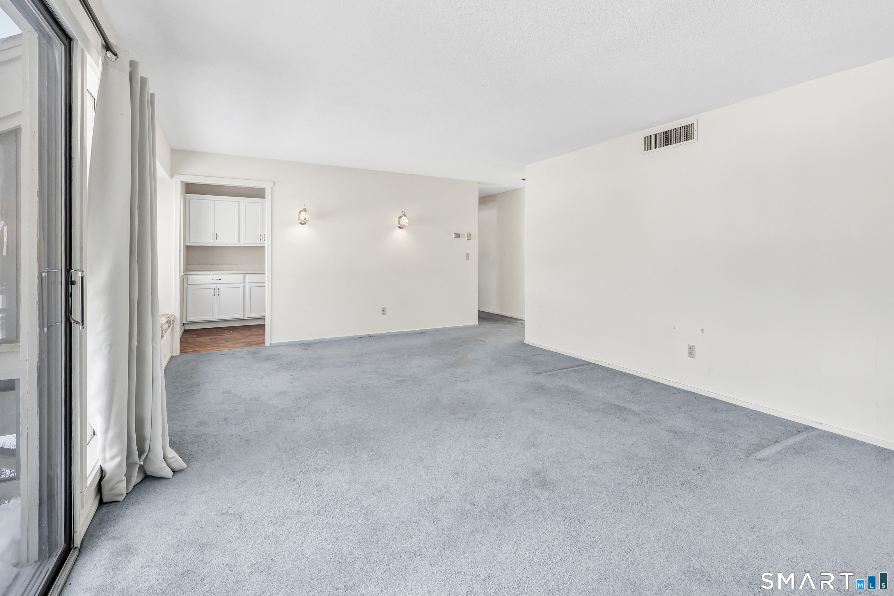 289 Heritage Village C