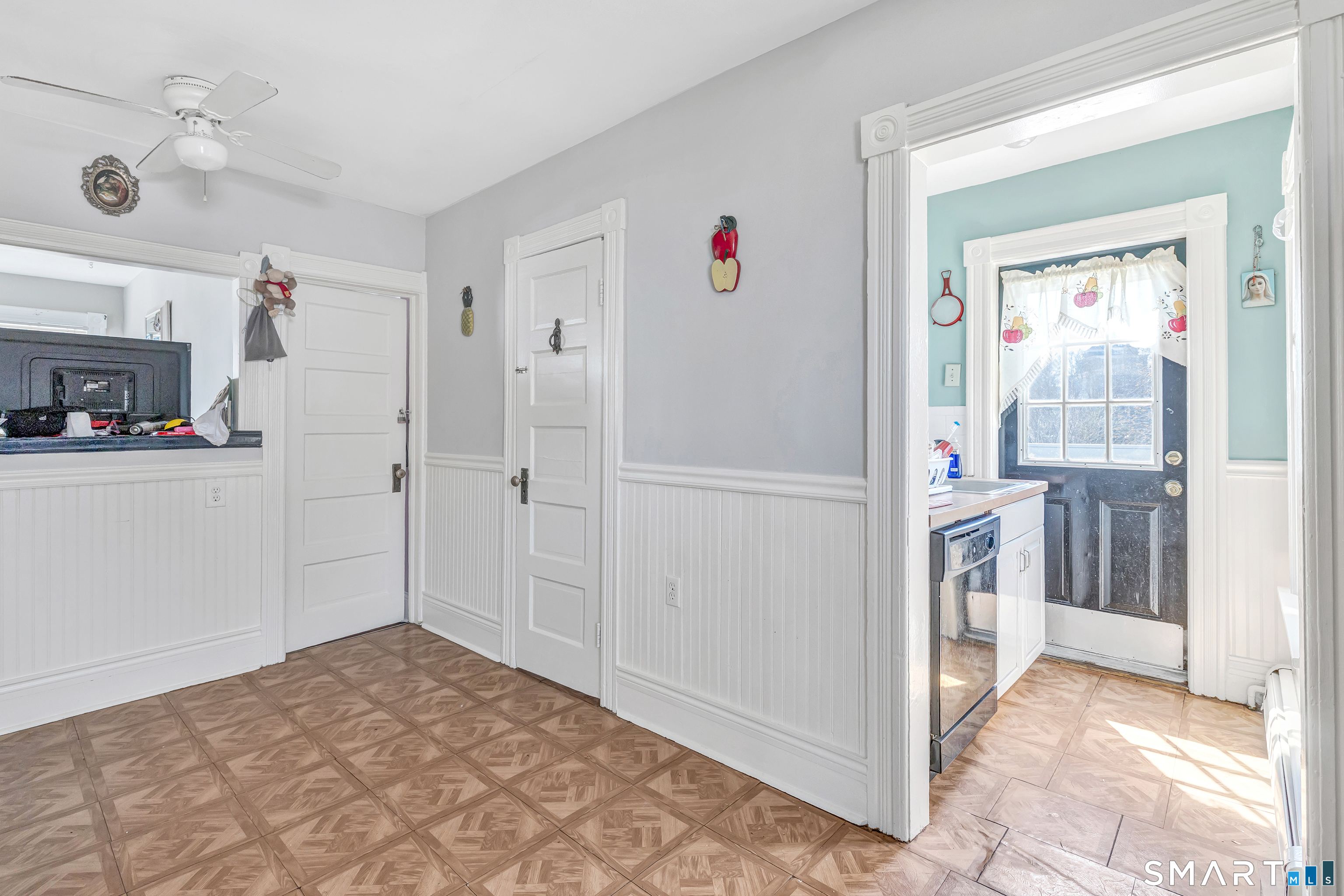9 Quintard Avenue