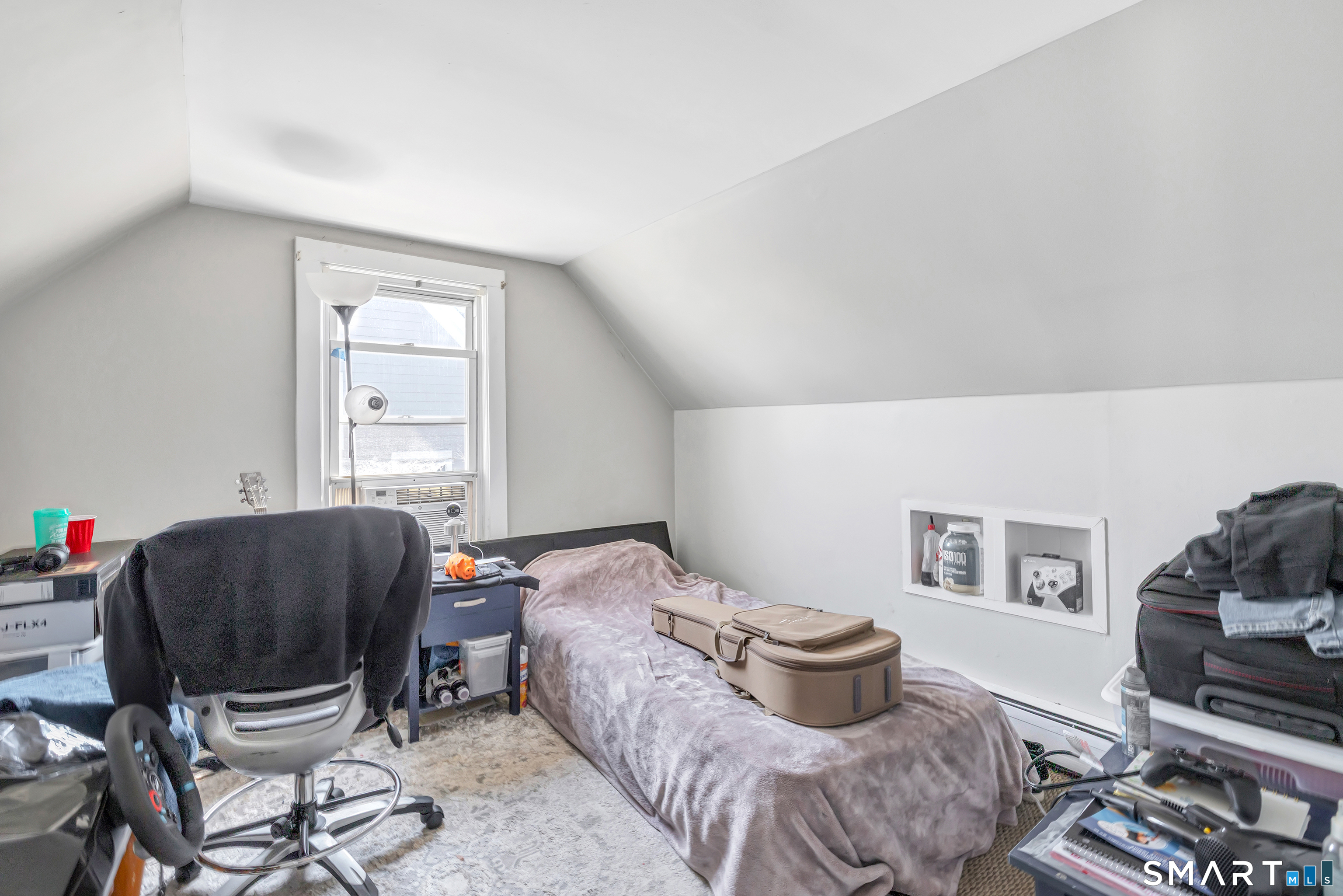 9 Quintard Avenue