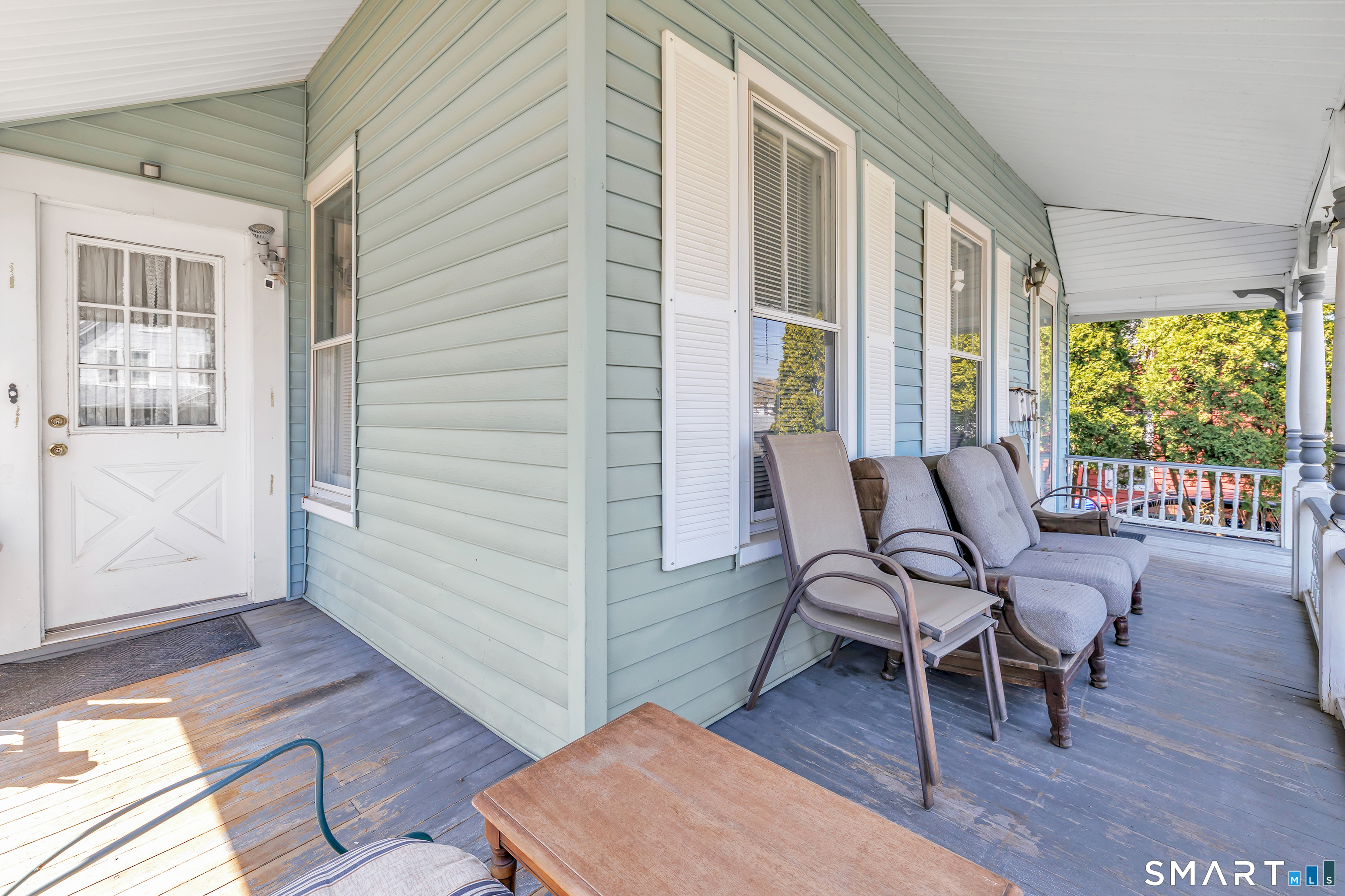 9 Quintard Avenue