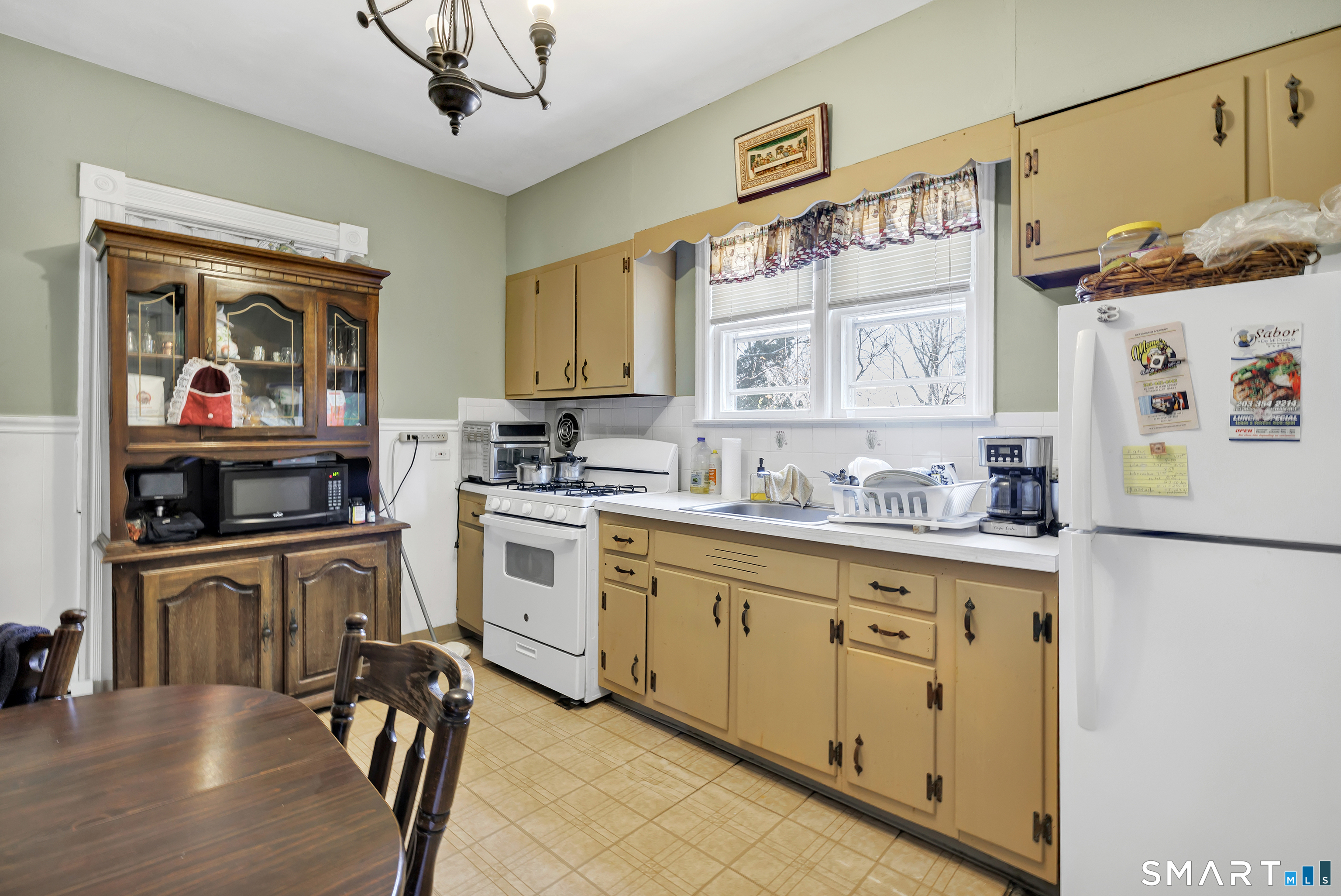 9 Quintard Avenue