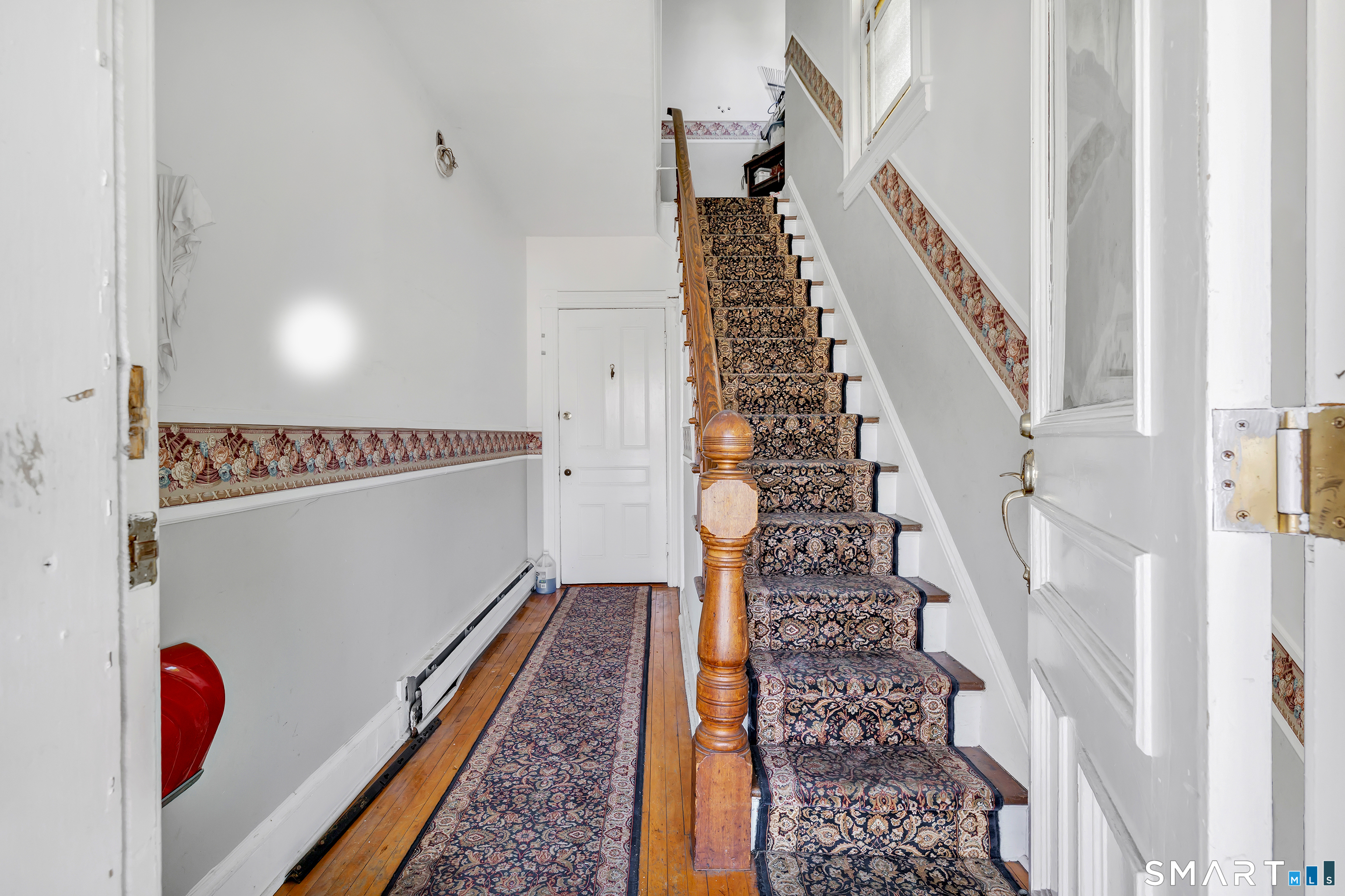 9 Quintard Avenue