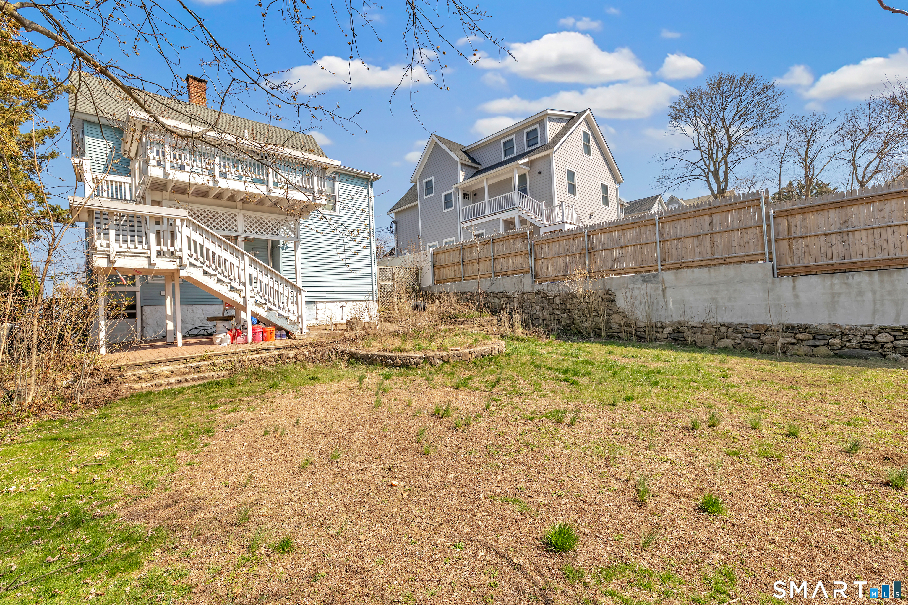 9 Quintard Avenue