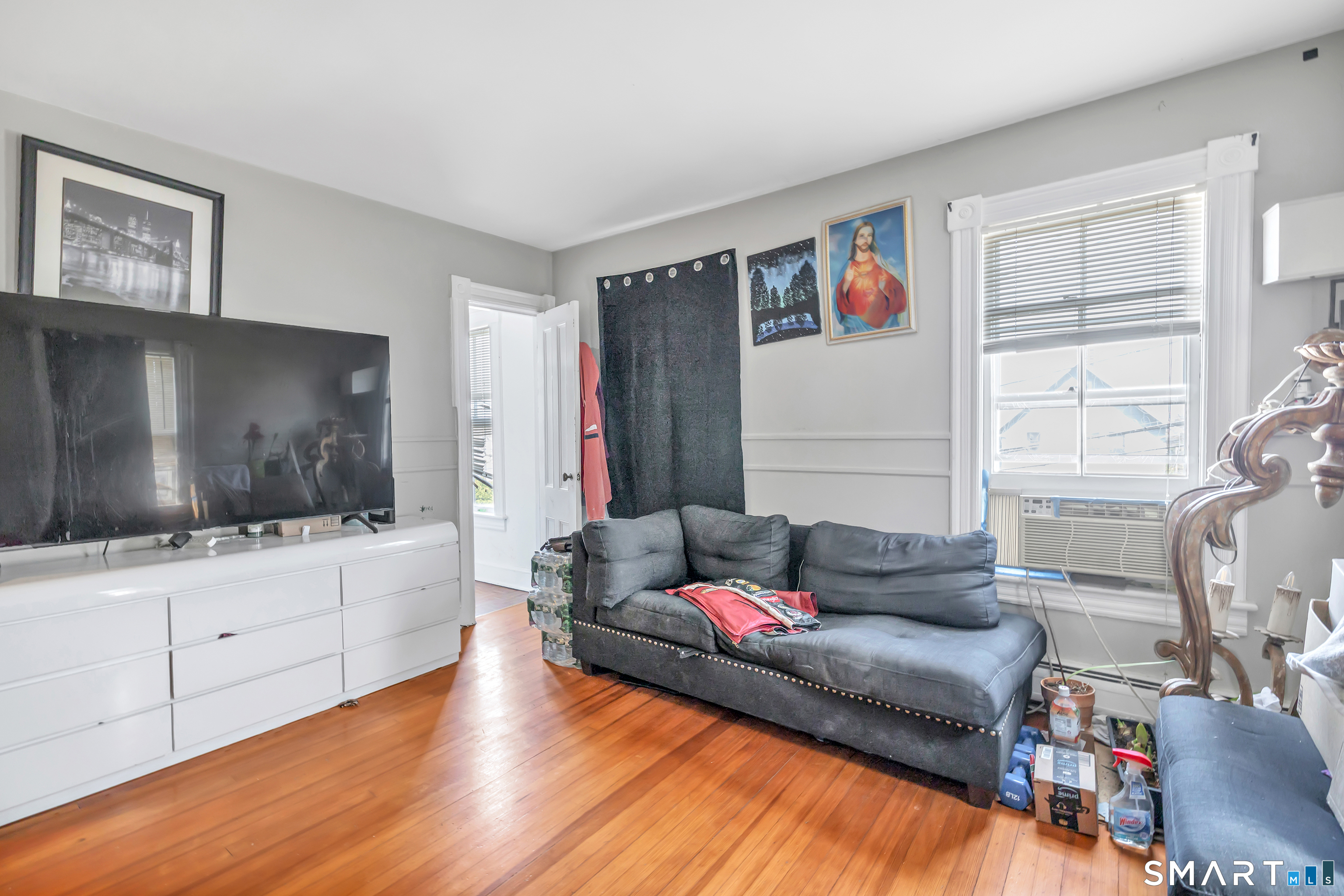 9 Quintard Avenue