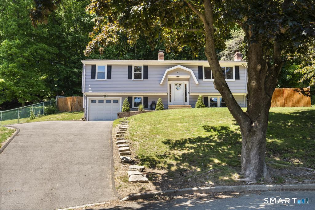 6 Snowapple Lane