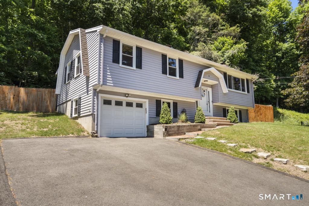 6 Snowapple Lane