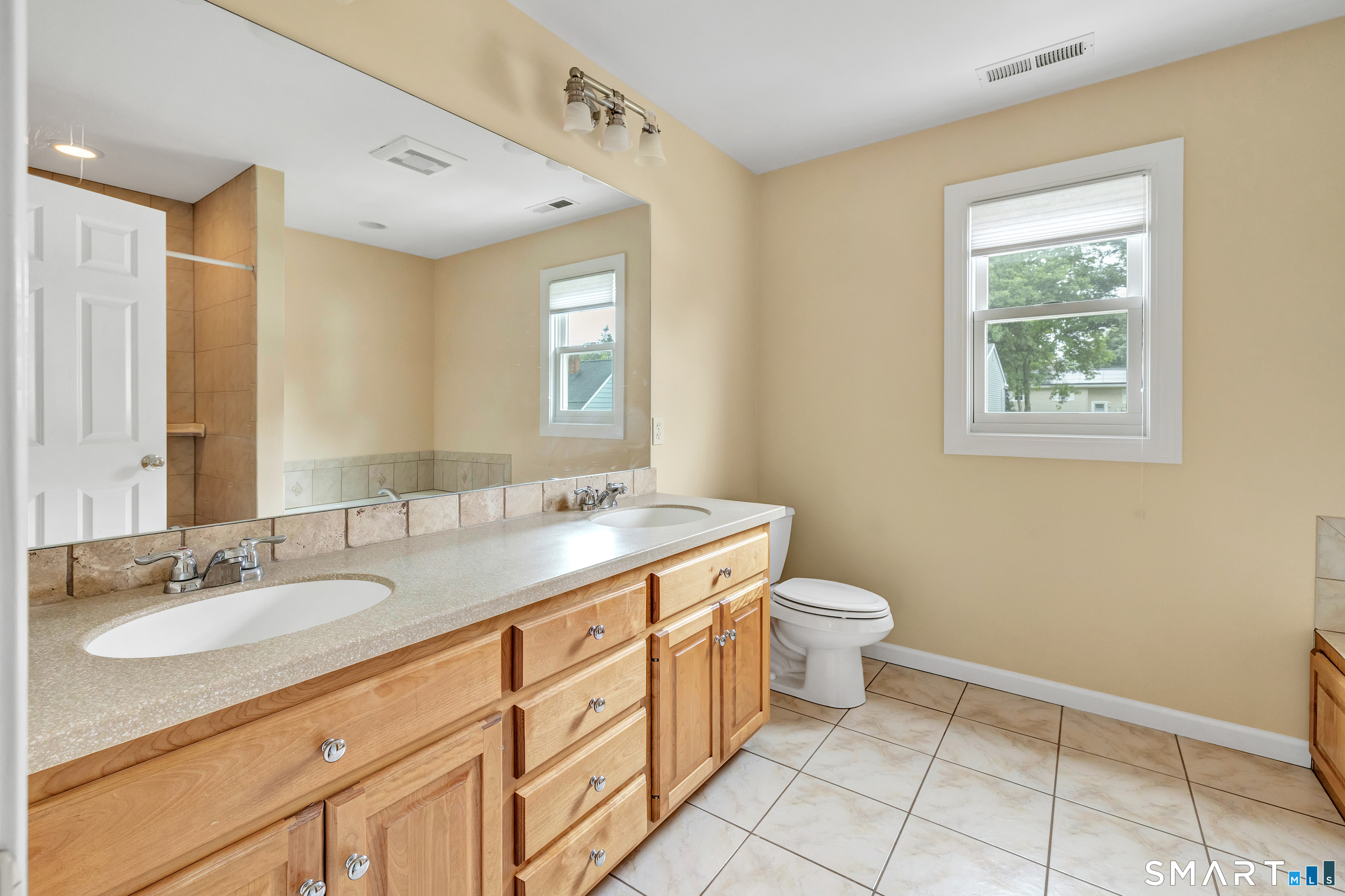 36 Pawtucket Avenue