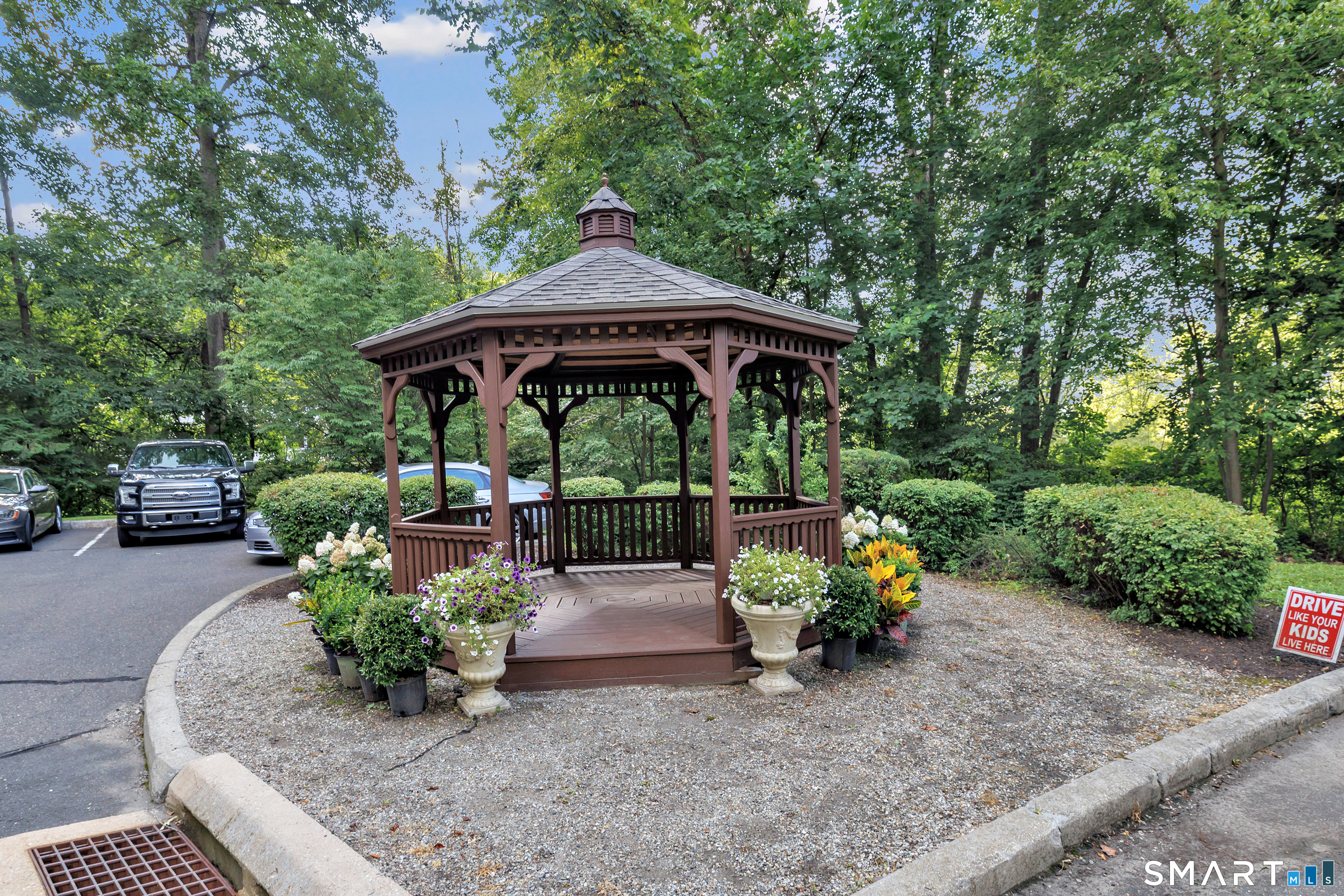 570 Danbury Road Unit: 23