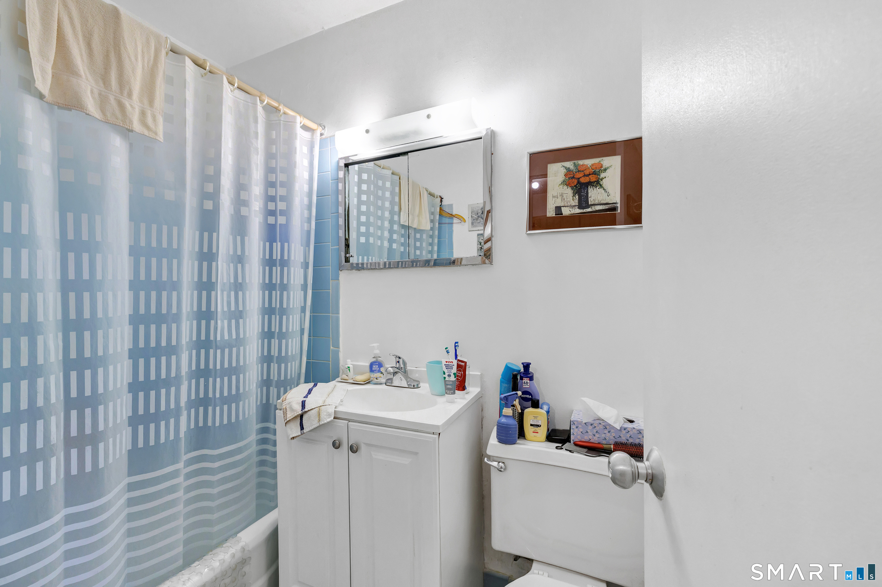 2370 North Avenue Unit: 8D